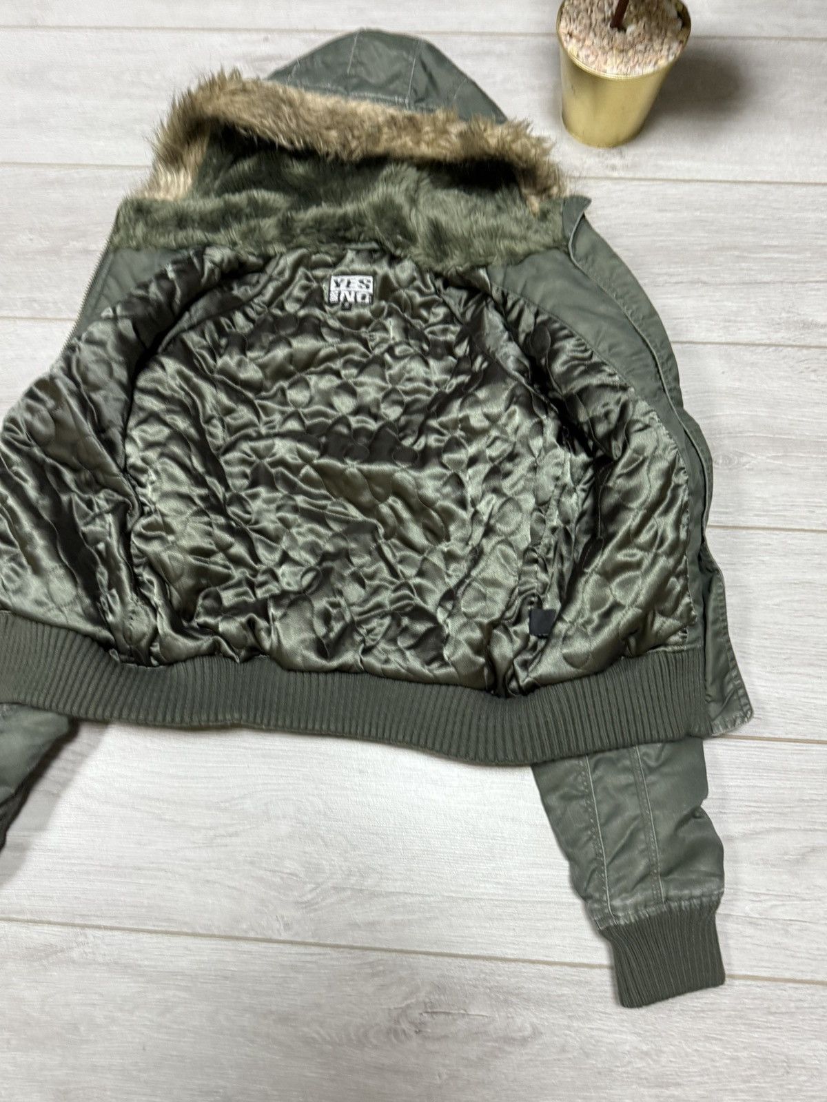 Vintage Alaska bomber jacket zip fur vintage avant garde Size S / US 4 / IT 40 - 6 Thumbnail