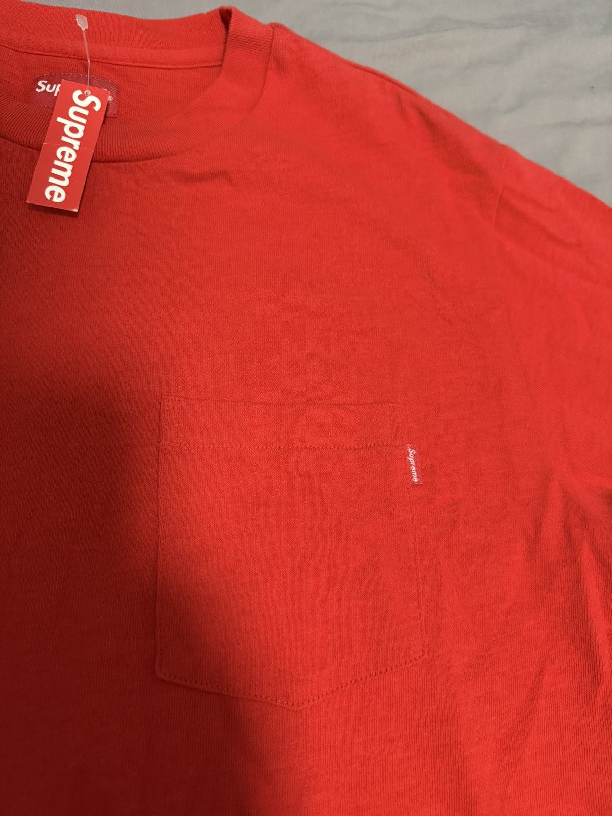 Supreme Supreme ss18 red pocket tee T-shirt Size US L / EU 52-54 / 3 - 2 Thumbnail