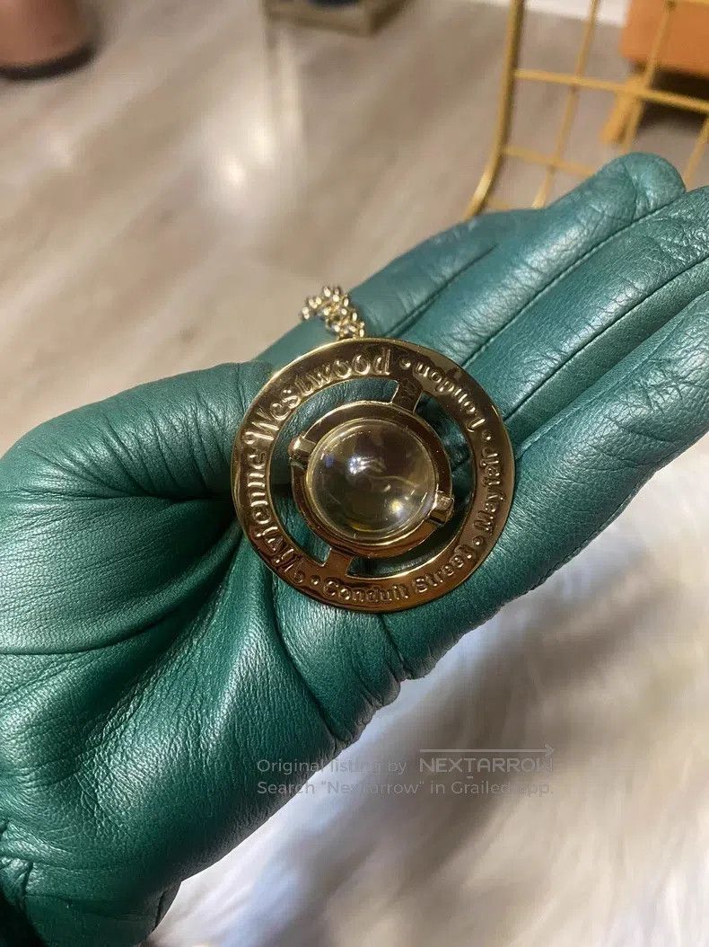 Vivienne Westwood Vivienne Westwood Large gold orb necklace Size ONE SIZE - 3 Thumbnail