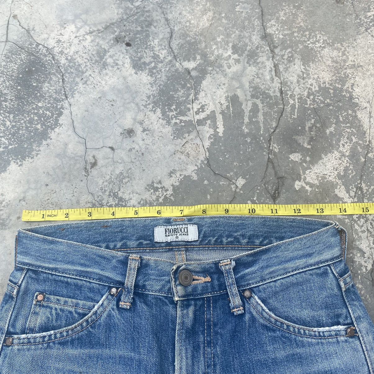 Fiorucci FIORUCCI Distressed Selvedge Jeans Size 27" / US 4 / IT 40 - 11 Thumbnail