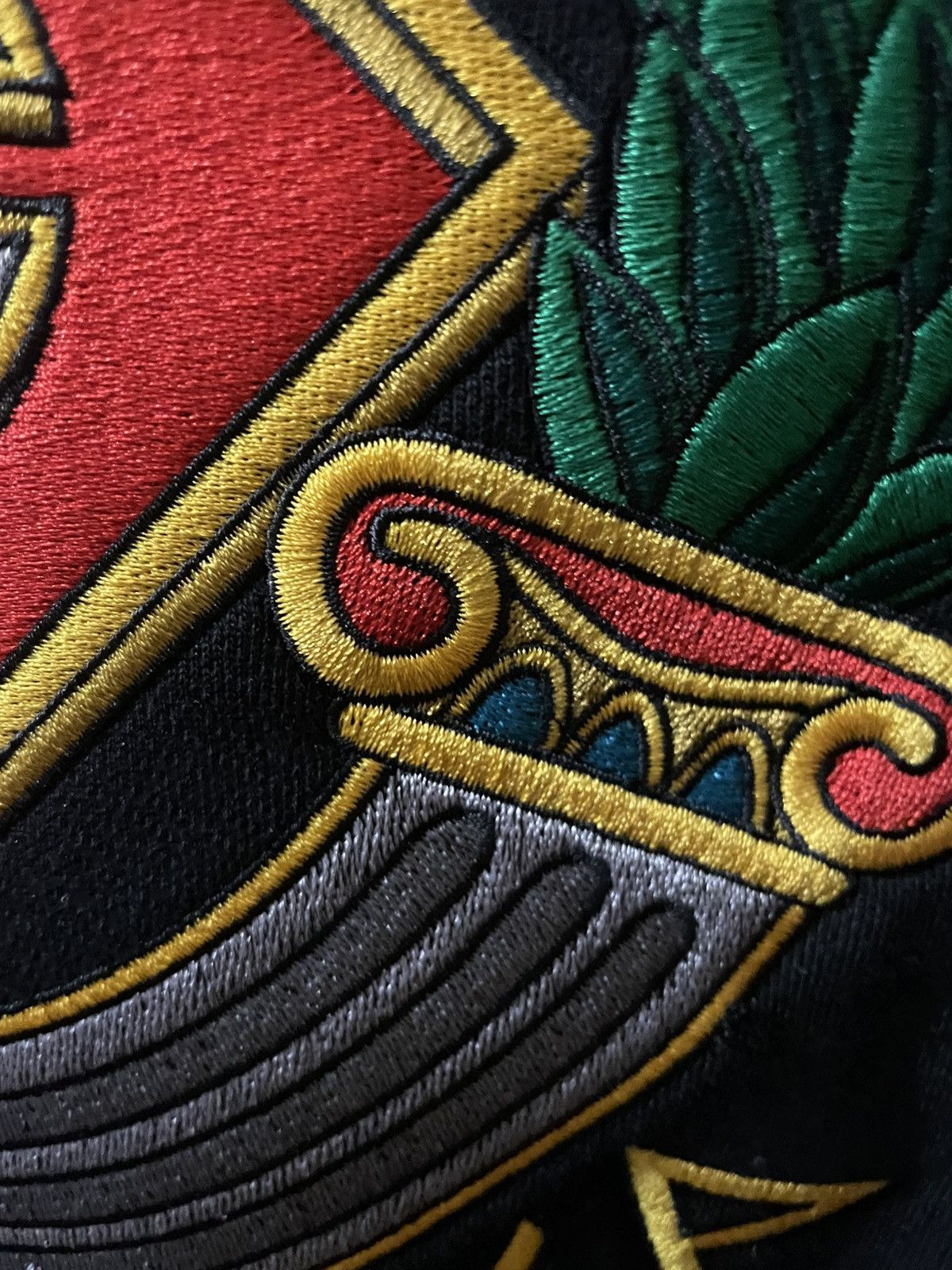 Casablanca Fully embroidered crest logo sweatshirt Size US L / EU 52-54 / 3 - 3 Thumbnail