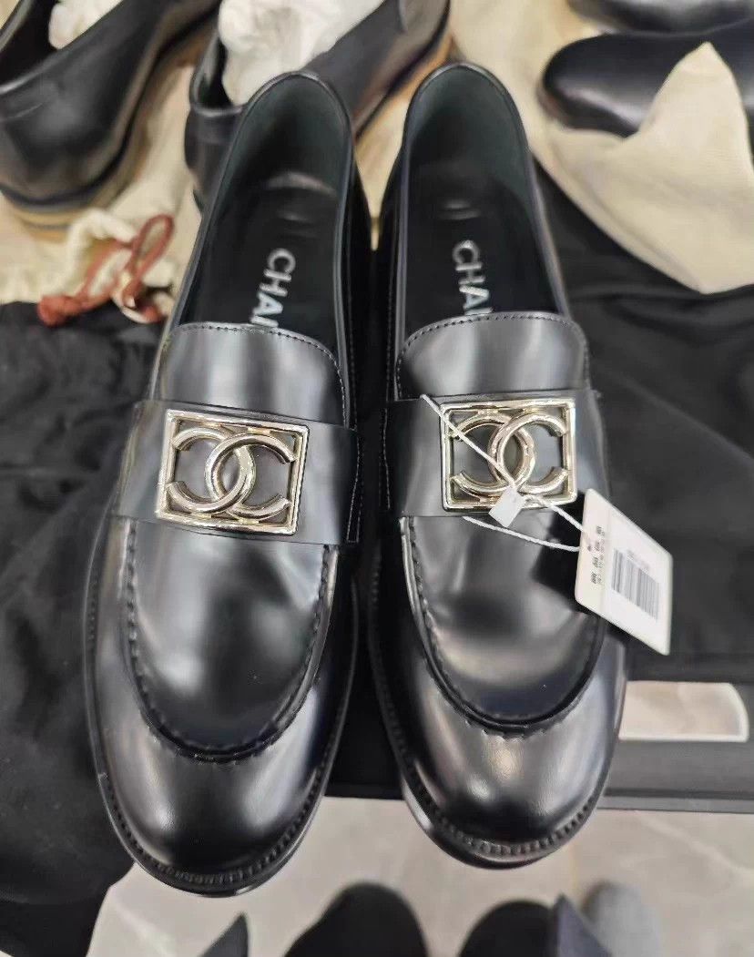 Chanel Chanel Loafer Size 39 Size US 8 / IT 38 - 1 Thumbnail
