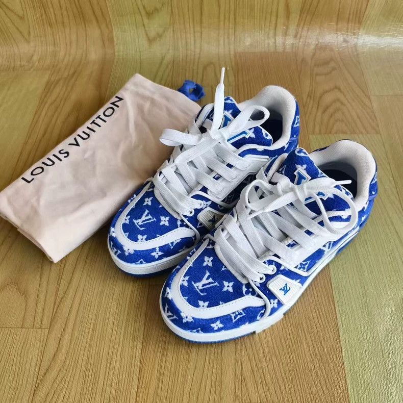 Louis Vuitton Louis Vuitton Trainer low-cut lace-up fashion board shoes Size US 5 / IT 35 - 1 Thumbnail