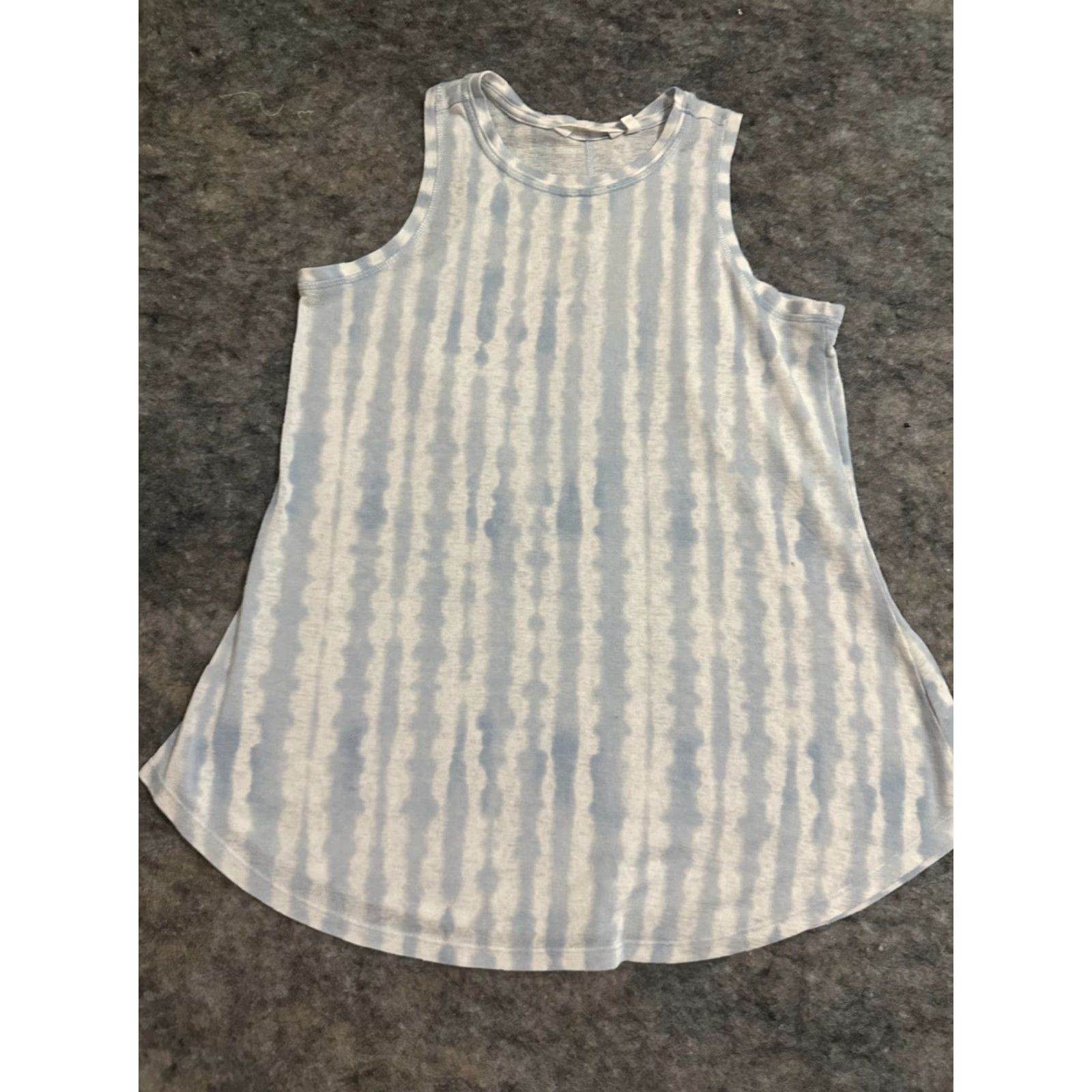 Athleta Athleta Tank Top Shirt Womens M White Blue Sleeveless Crew Neck Athletic Fit Casual Sleeve Top Size M / US 6-8 / IT 42-44 - 2 Thumbnail