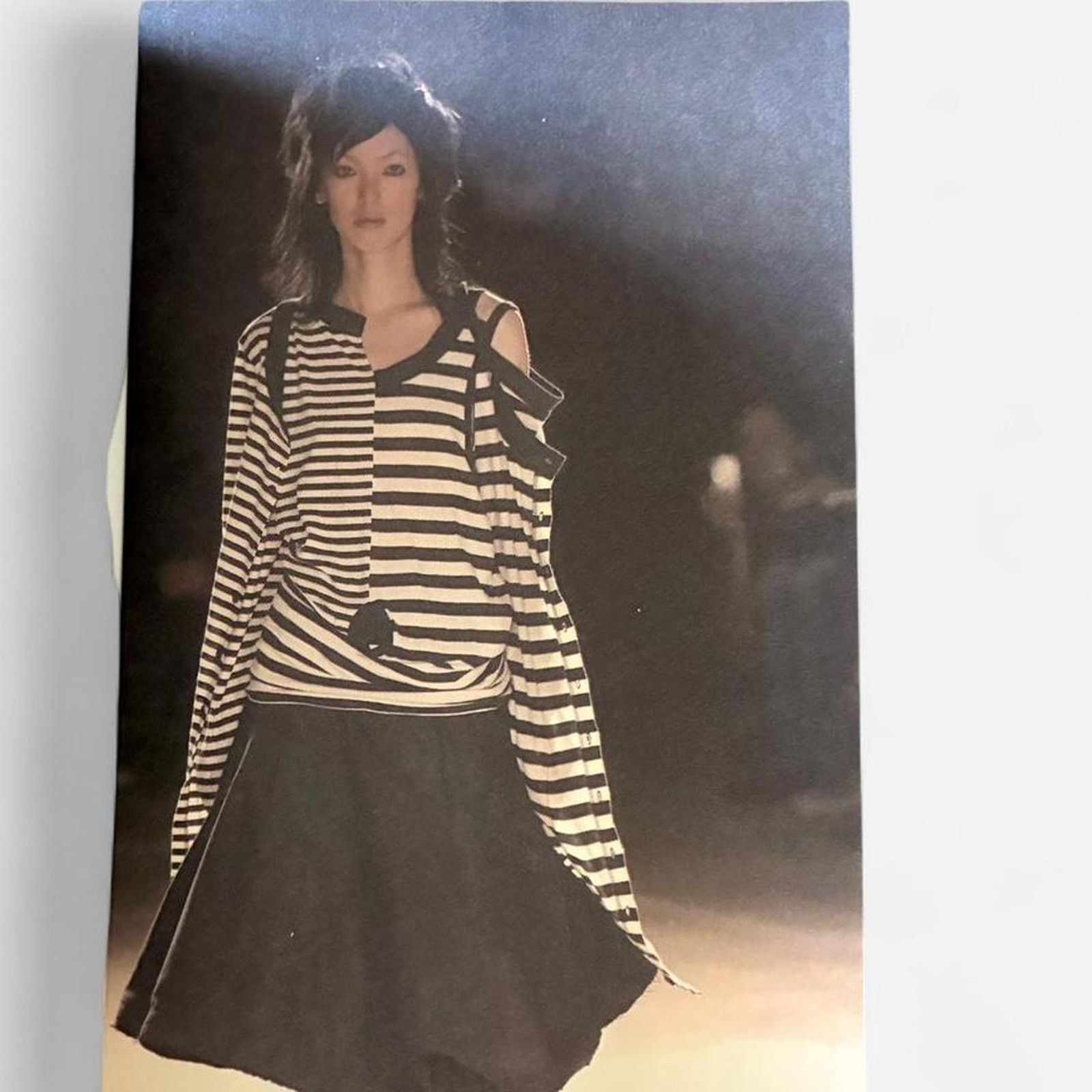 Limi Feu × Vintage × Yohji Yamamoto Limi feu yohji yamamoto collections 2008 Lookbook catalog Size ONE SIZE - 3 Thumbnail