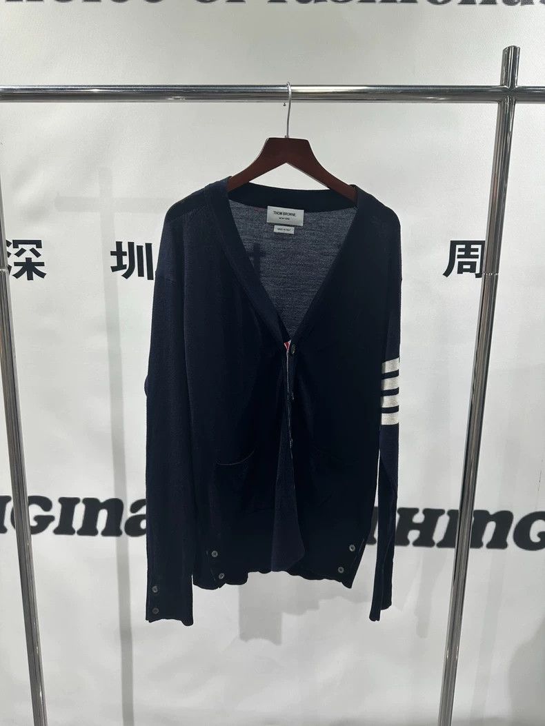Thom BrowneNavy blue classic four-striped wool cardigan jac