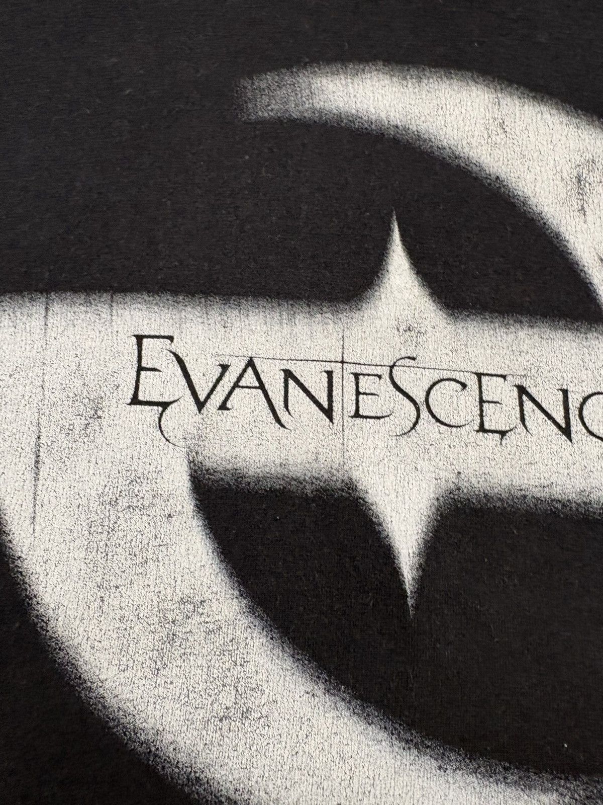 Band Tees Vintage 2003 Evanescence Logo Band T Shirt Black 00s Rock M Size US M / EU 48-50 / 2 - 5 Thumbnail