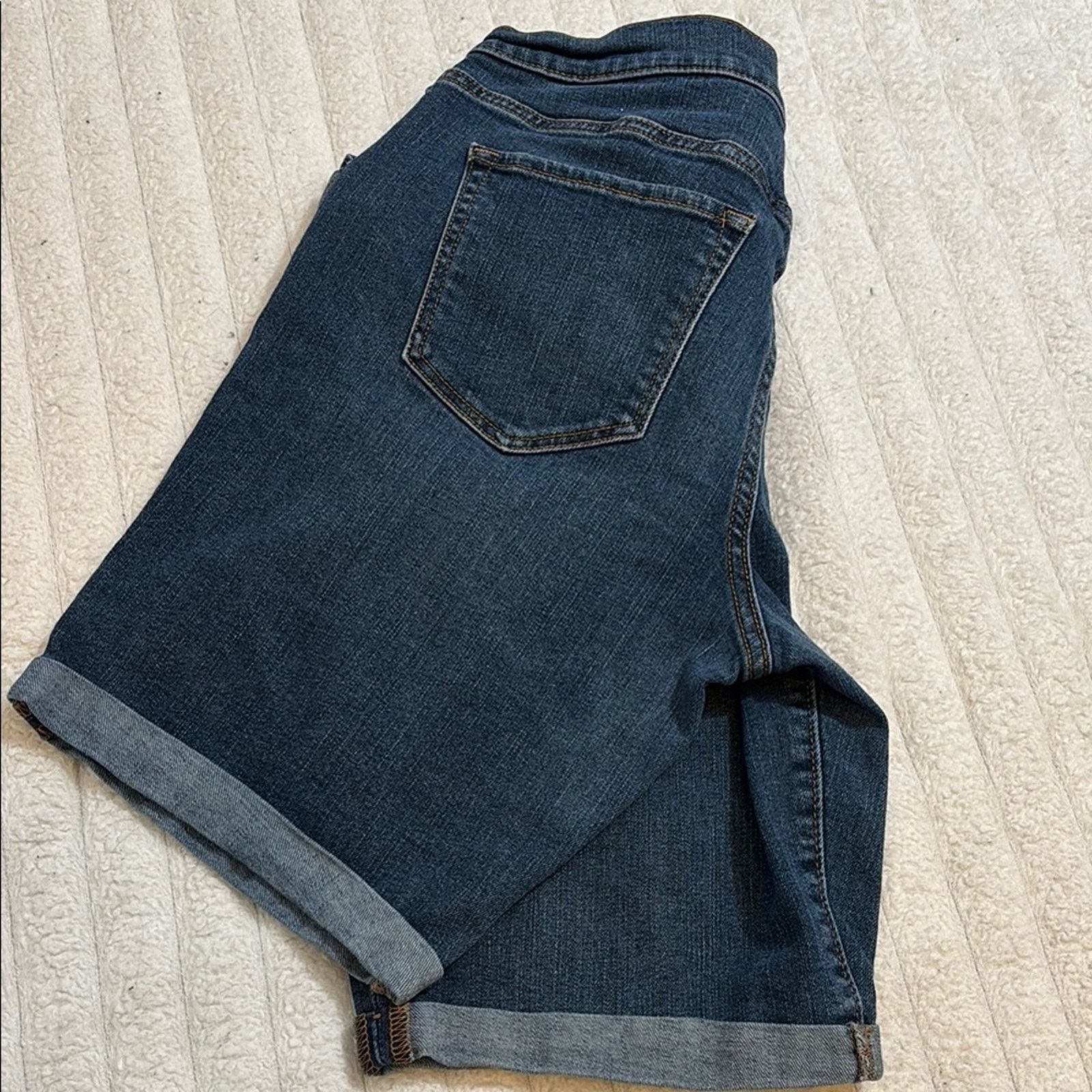 Old Navy Old Navy Denim Shorts Size 10 Size 34" / US 12 / IT 48 - 2 Thumbnail