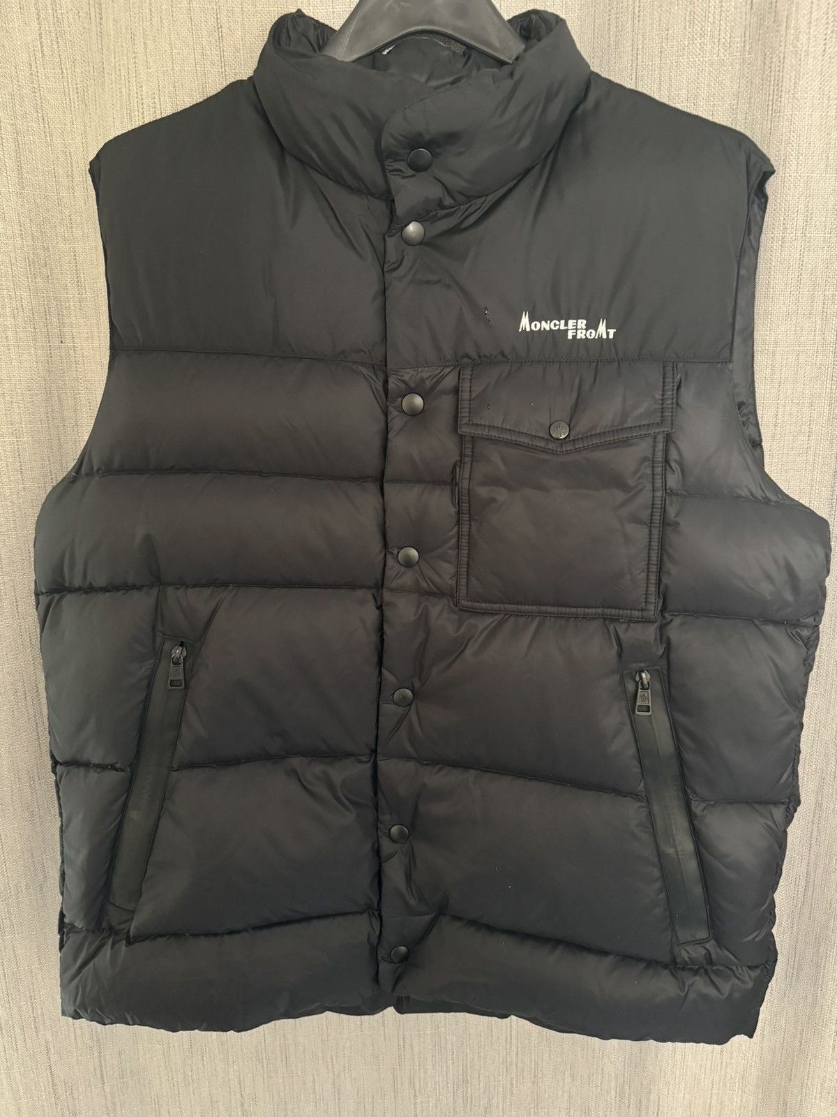 Fragment Design × Moncler Moncler x Fragment Design down vest Size US XL / EU 56 / 4 - 1 Thumbnail
