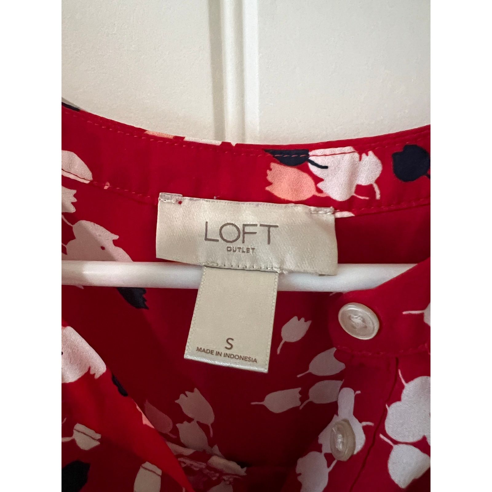 Loft blouse Long sleeves Floral Popover Top Blouse flowy Henley Size S / US 4 / IT 40 - 10 Thumbnail