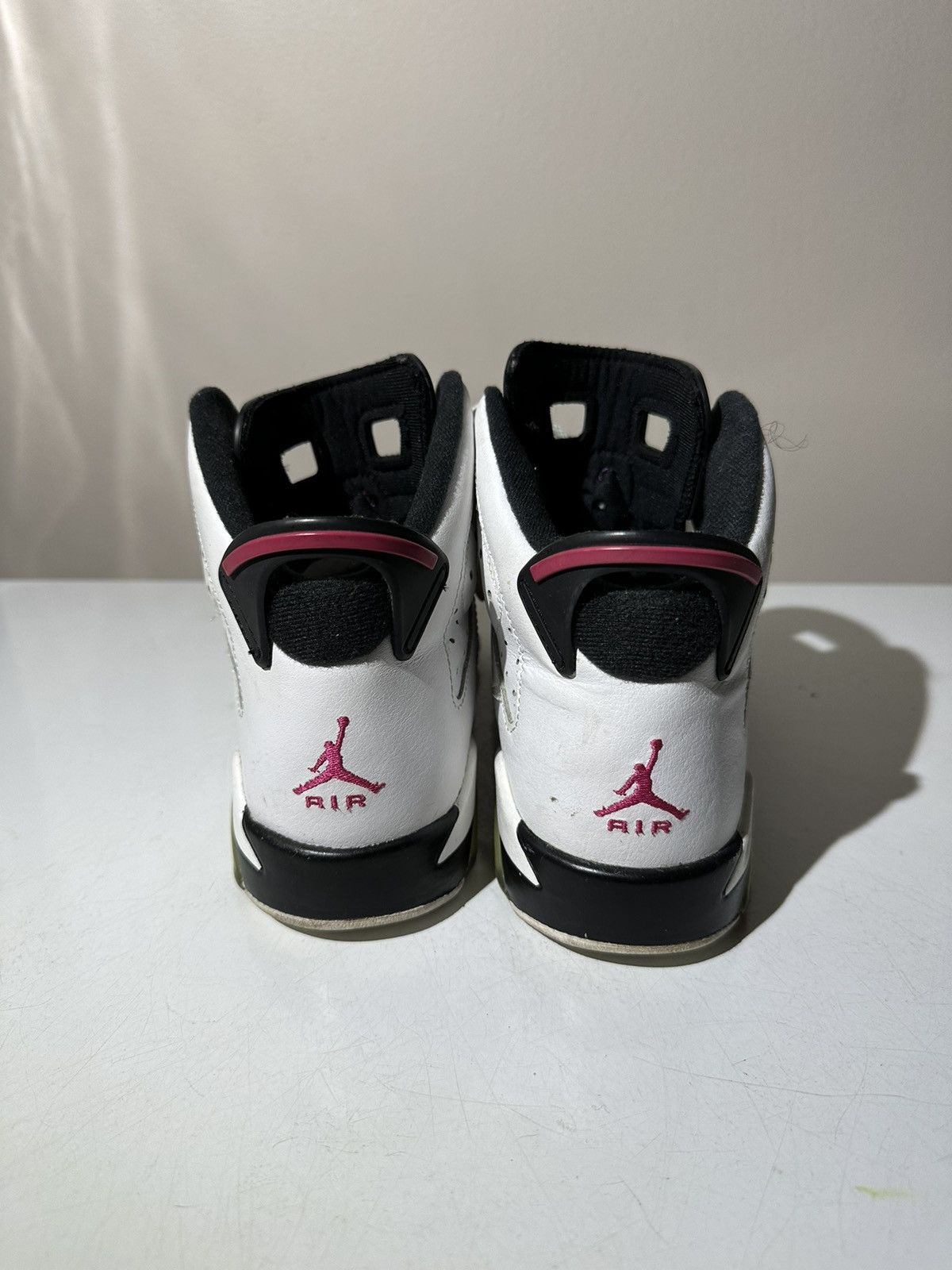 Jordan Brand Jordan 6 Retro Grape (GS) Size US 7 / EU 40 - 6 Thumbnail