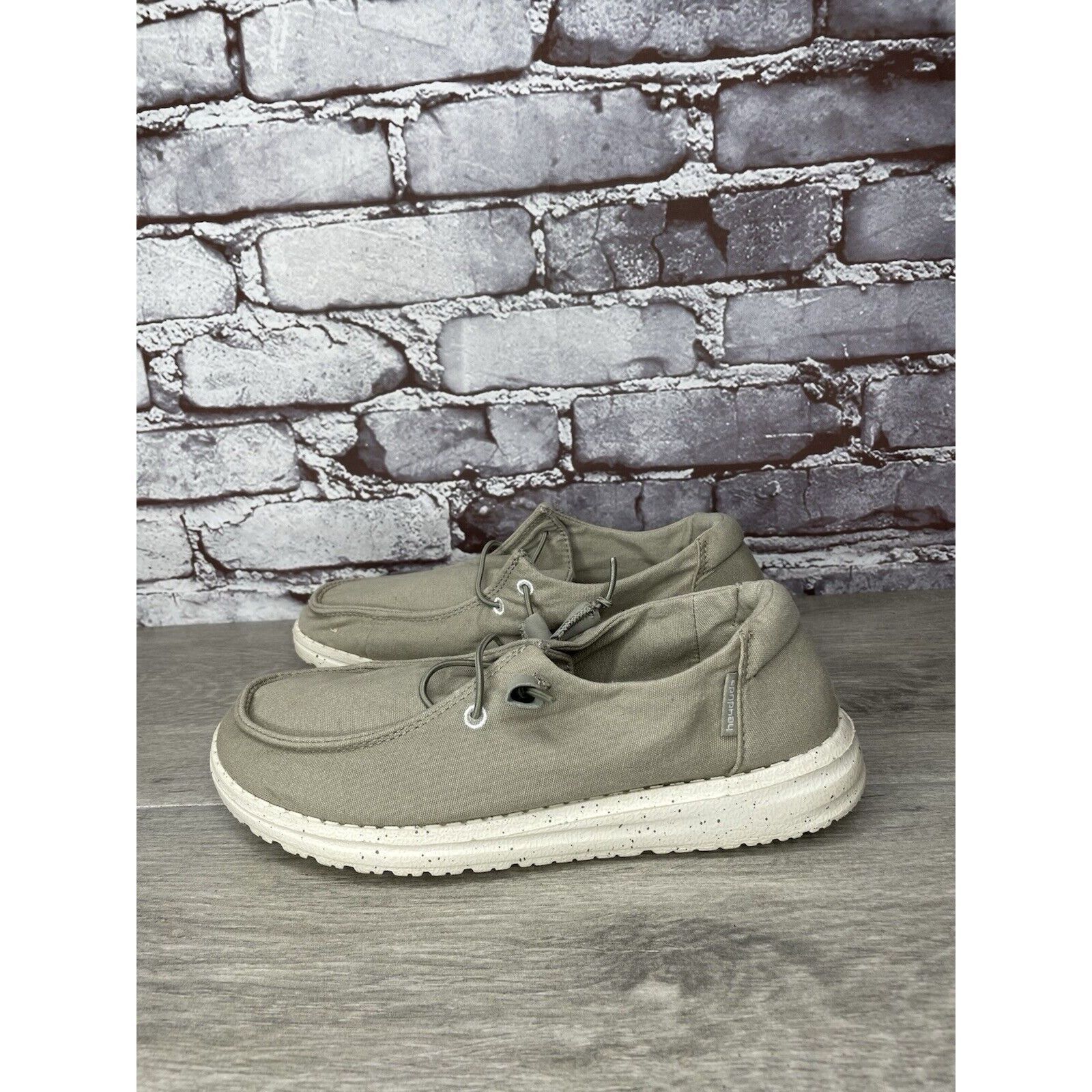 Other Hey Dude Wendy Grey Canvas Fabric Lace Lightweight Sneakers Size US 7 / IT 37 - 14 Thumbnail