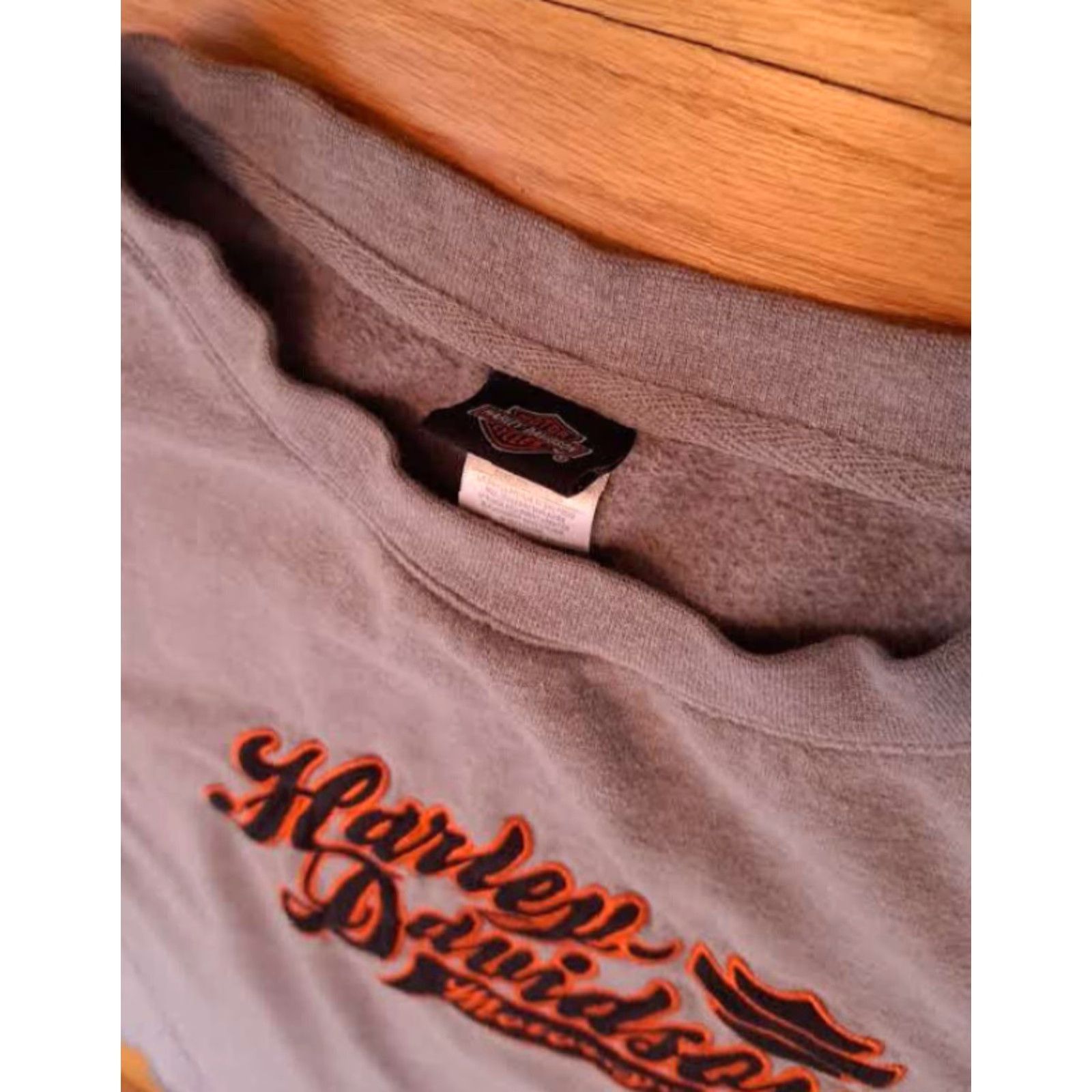 Harley Davidson Harley-Davidson Sweatshirt Mens L Gray Stitch Pullover Canvas 25in 24in Chest Grey Motown Detroit Michigan Stitched Large Sweatshirt Grey Size US L / EU 52-54 / 3 - 4 Thumbnail