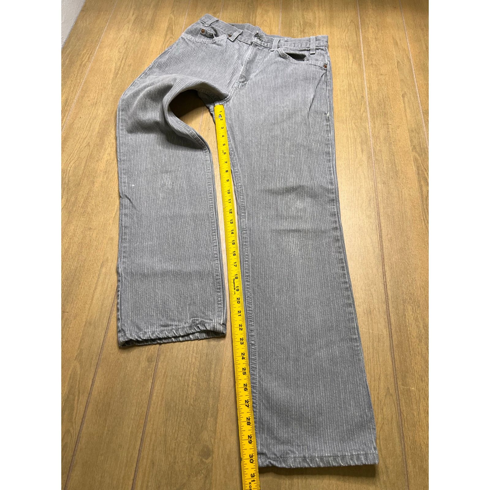 Levi's Levi’s 40509 Jeans Mens Actual Sz 31x31 Gray Pinstripe USA Size US 31 - 8 Thumbnail