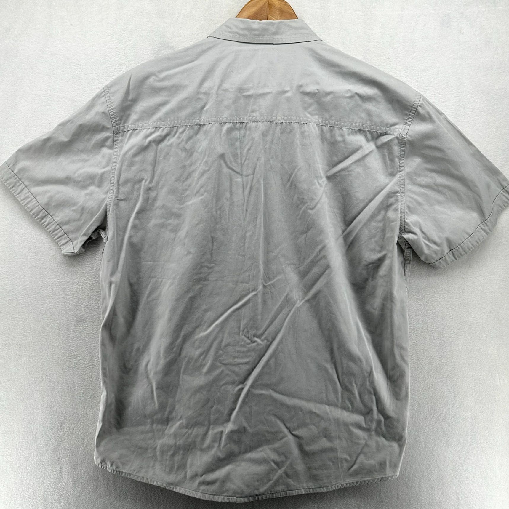 Marcs Marc Ecko Cut & Sew Button-Up Shirt Gray Mens XL Short Sleeve Collared Pockets Size US XL / EU 56 / 4 - 2 Thumbnail