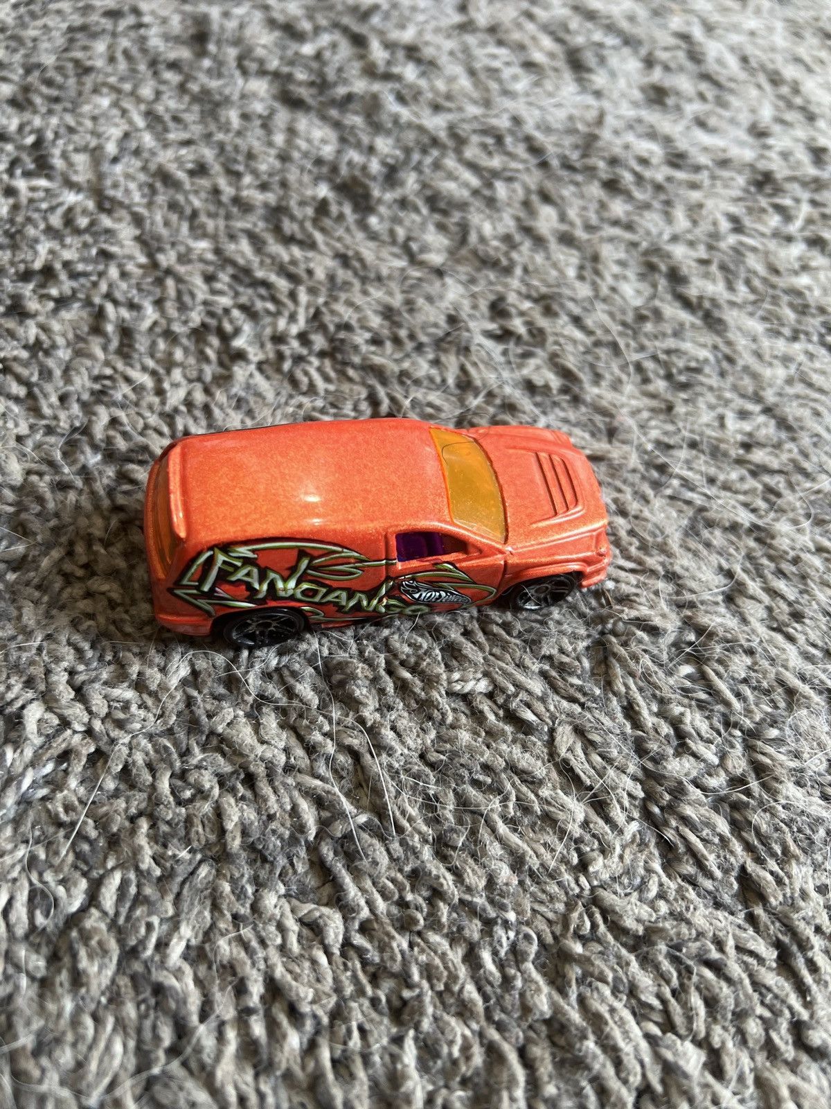 Vintage 2001 Hot Wheels Fandango Size ONE SIZE - 1 Thumbnail