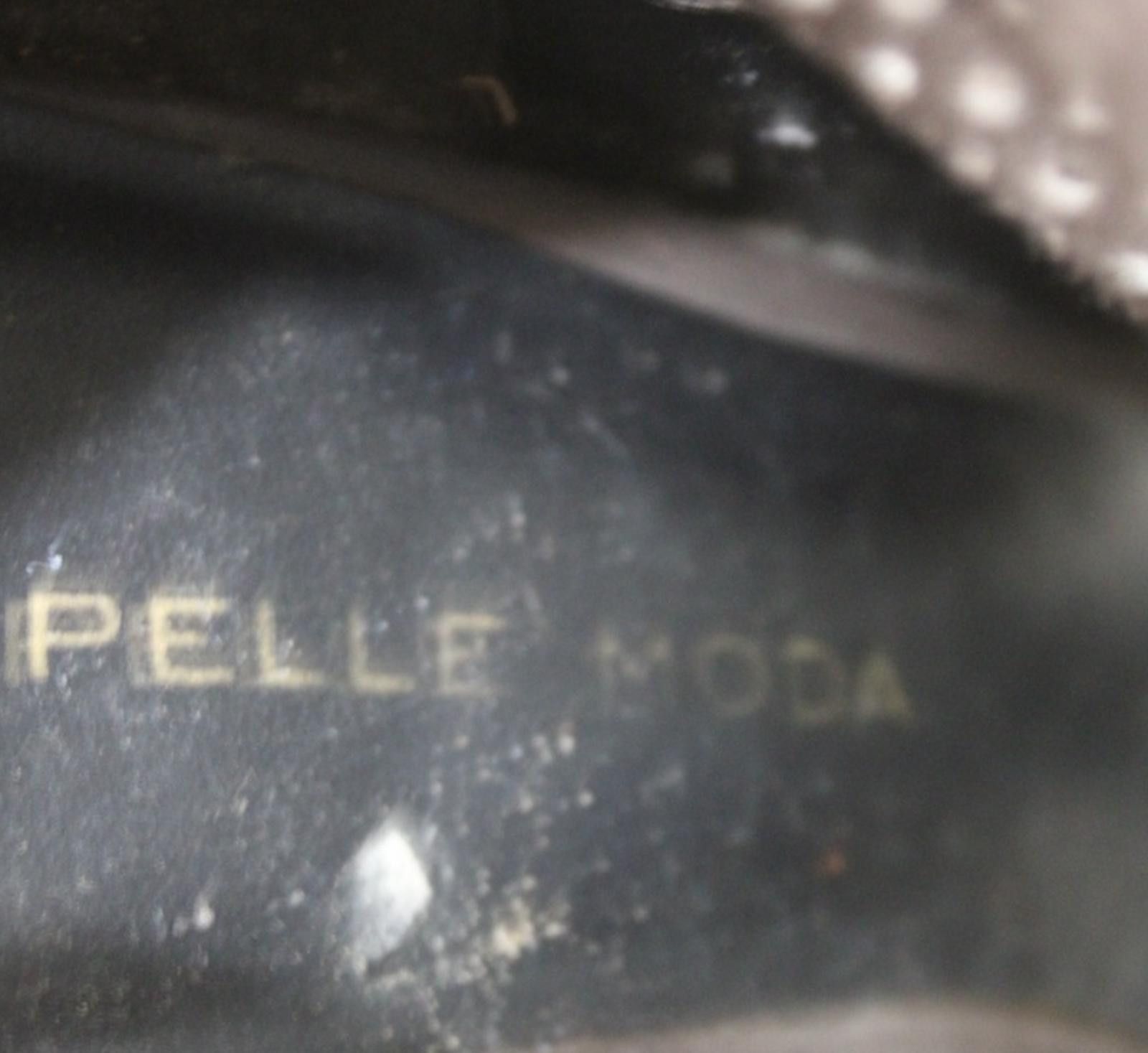 Other Pelle Moda Women's Olive Perforated Wedge Peep Toe Booties 8 Size US 8 / IT 38 - 9 Thumbnail
