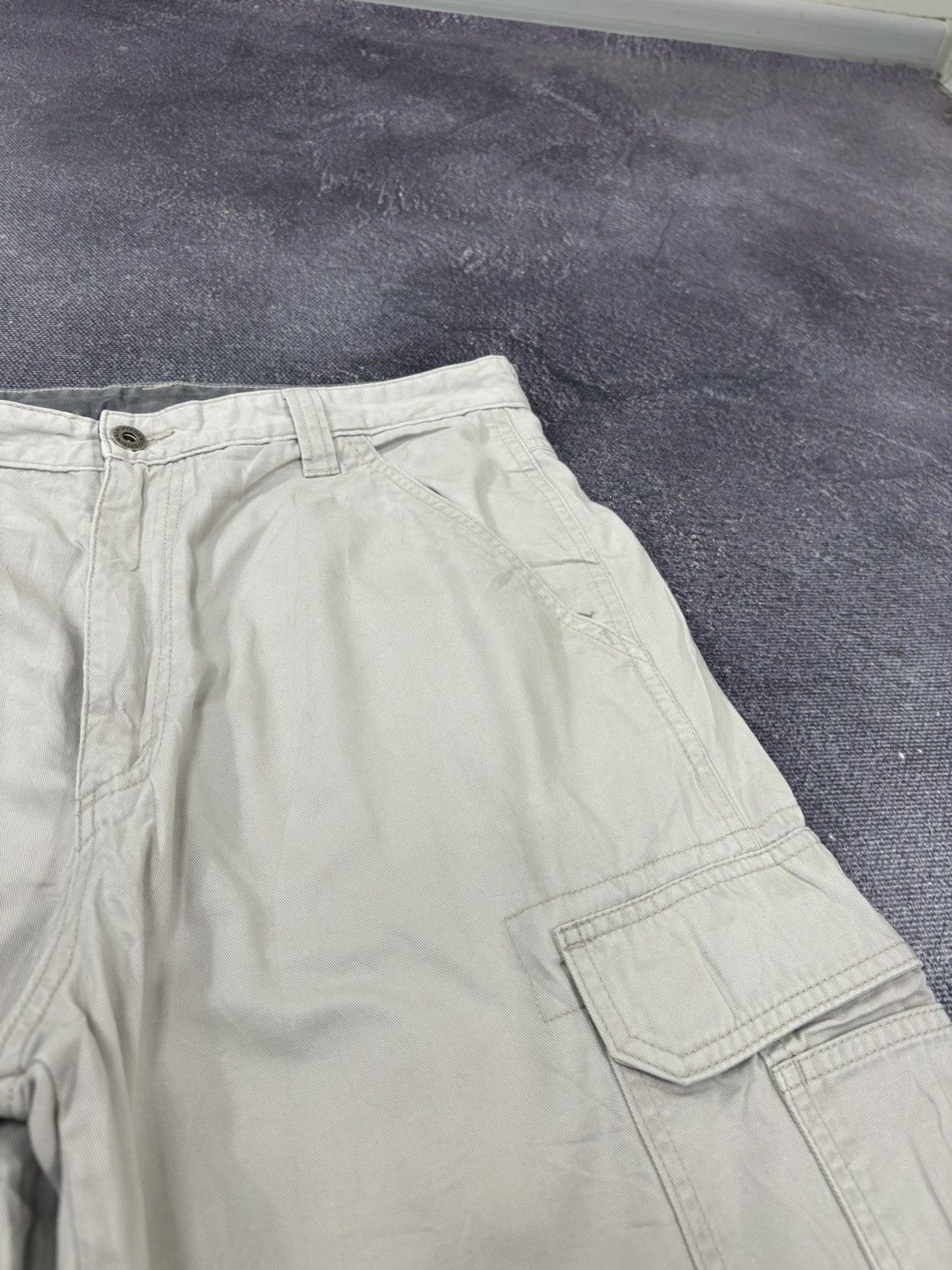 Vintage Vintage Wrangler Y2K Utility Military Style USA Cargo Shorts Size US 32 / EU 48 - 8 Thumbnail