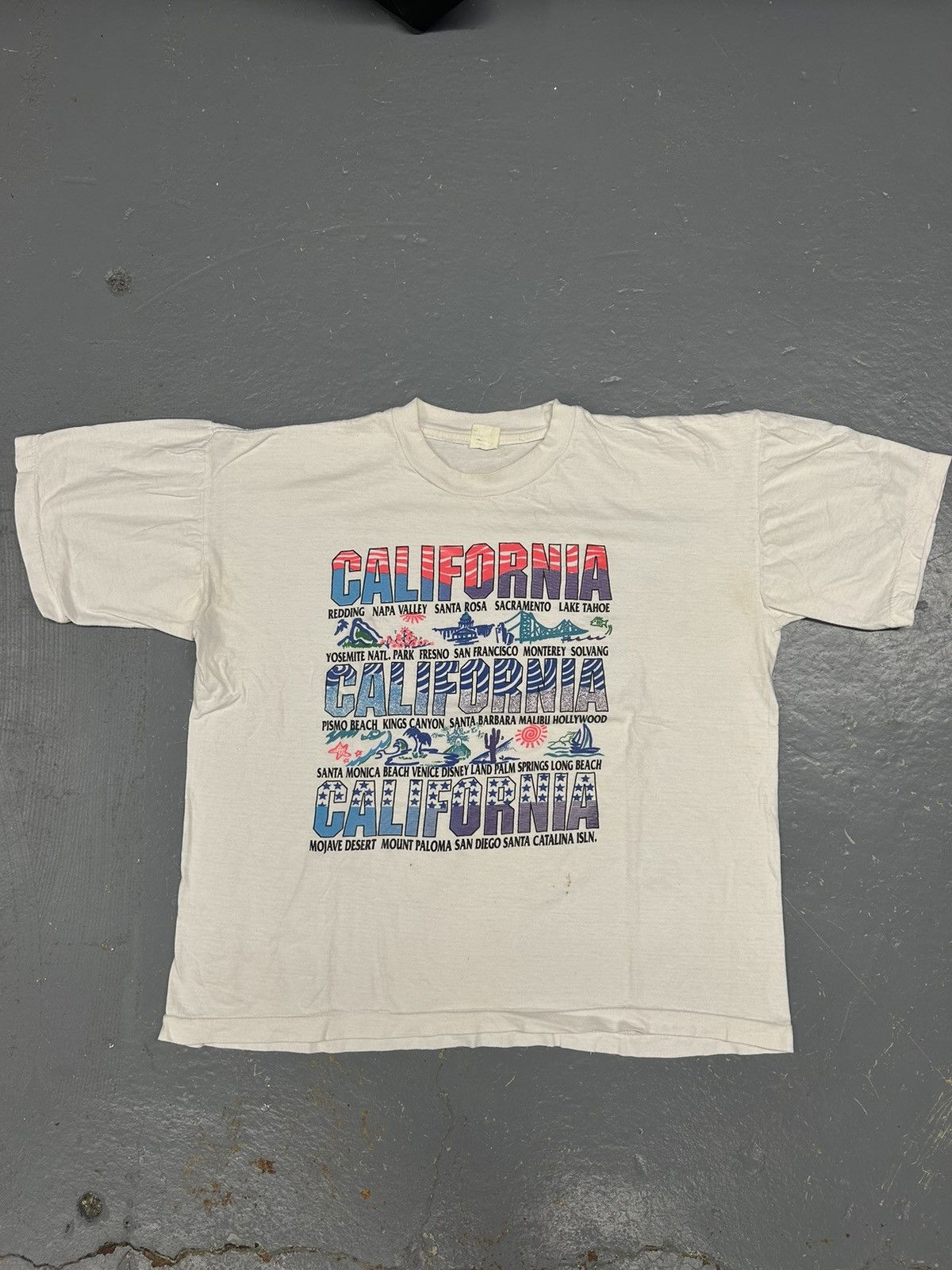 Other Vintage Essential 90s White California Script Tee Shirt Size US M / EU 48-50 / 2 - 1 Thumbnail