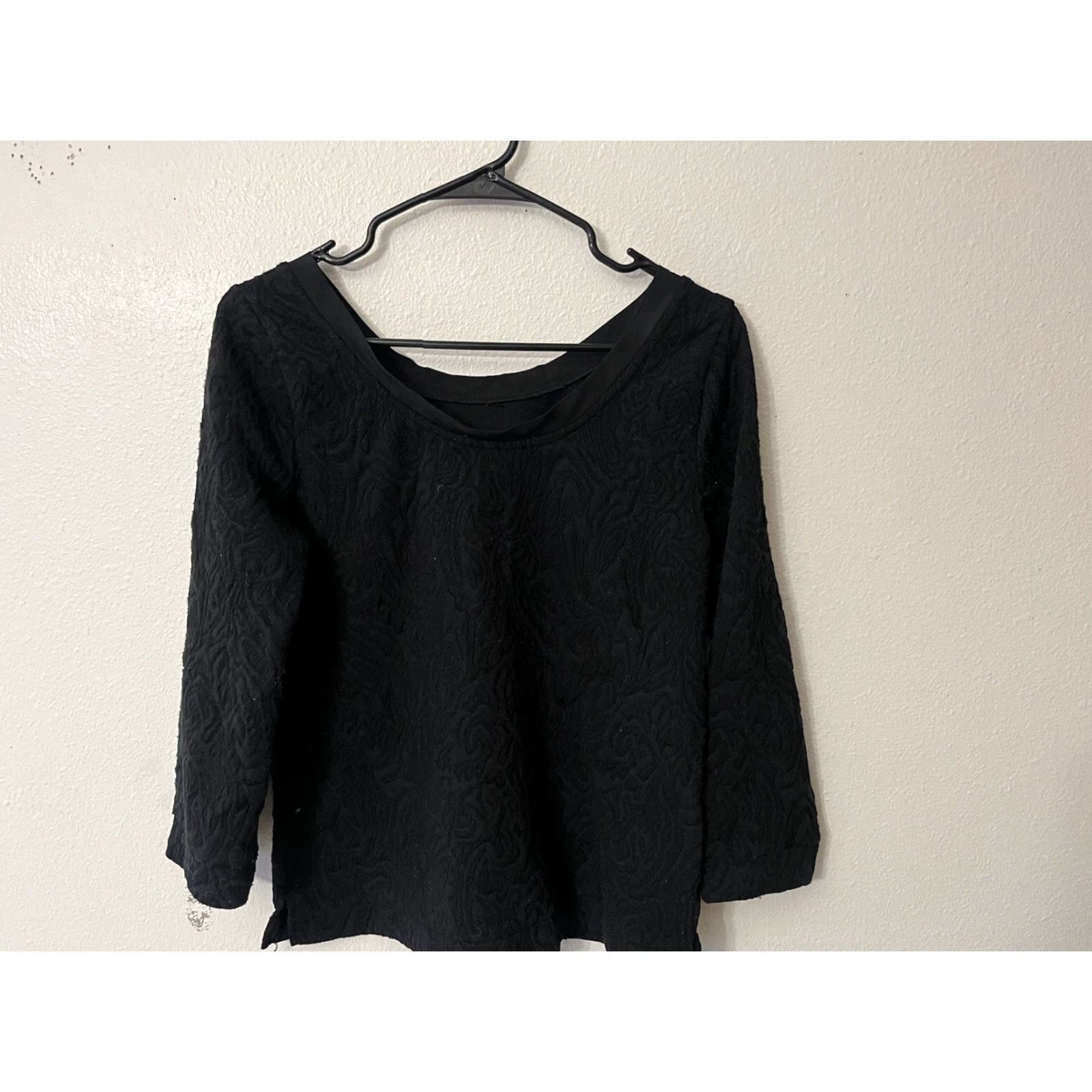 Banana Republic VINTAGE Banana Republic Blouse Shirt 3/4 Sleeve Womens M Black Round Neck Top Adult Female Medium Black 90s (if applicable) Size M / US 6-8 / IT 42-44 - 3 Thumbnail
