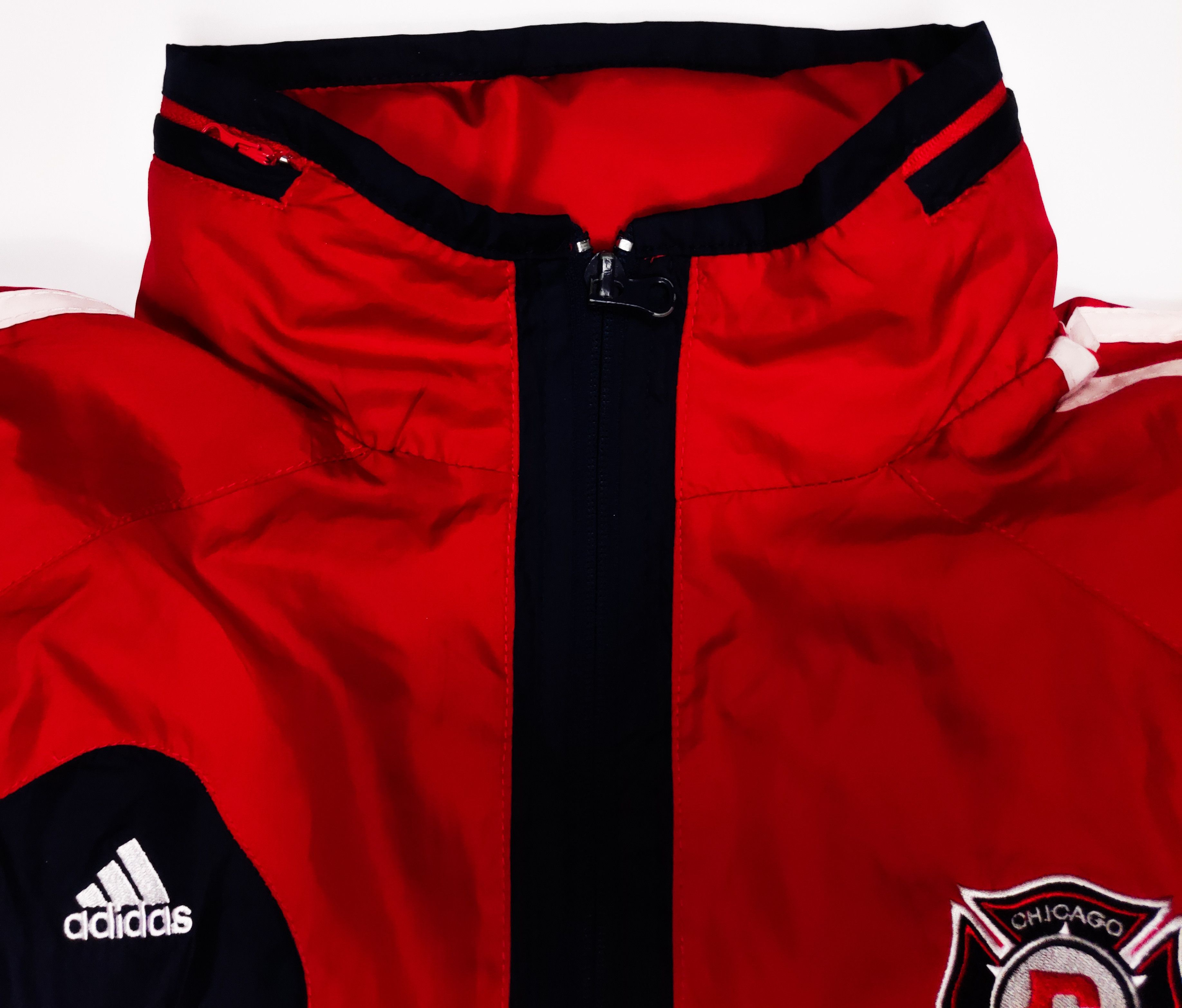 Adidas Chicago Fire Adidas Vintage Light Jacket Youth Size MLS USA Size US XS / EU 42 / 0 - 5 Thumbnail