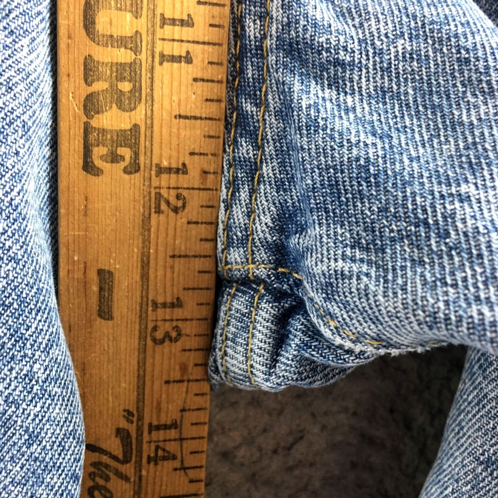 H&M H&M Womens Jeans Mom Distressed Blue High Rise Zip 4 Regular 26x26 Inseam 26 Denim 5-Pocket Size 27" / US 4 / IT 40 - 6 Thumbnail