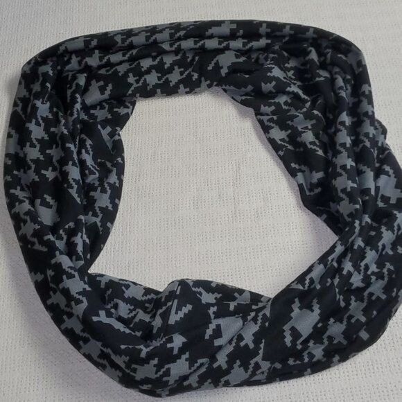 Designer 2 Chic Black & Silver Double Round Secret Zippered Pocket Sc Size ONE SIZE - 5 Thumbnail