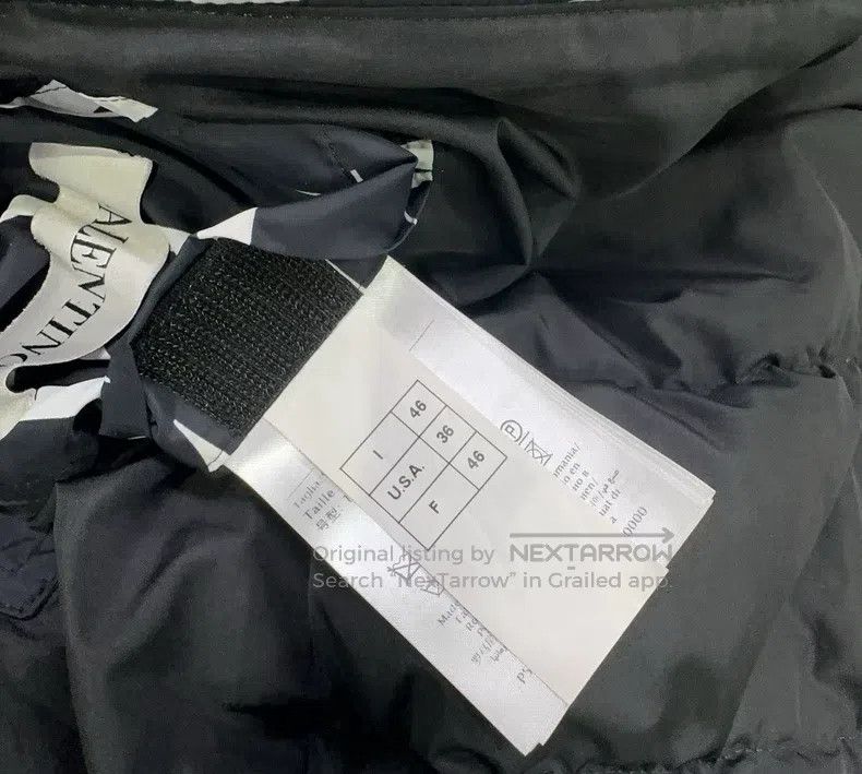 Valentino Valentino Letter print hooded goose down jacket Size US M / EU 48-50 / 2 - 4 Thumbnail