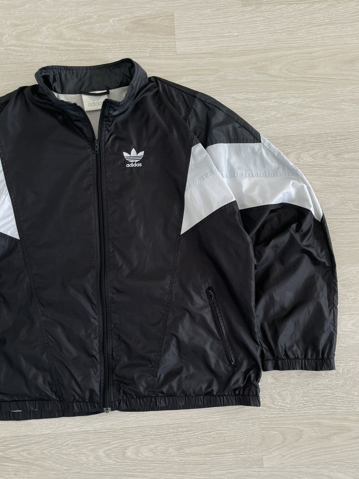 Adidas 90s Vintage Adidas Y2k Nylon Baggy Windbreaker Track Jacket Size US L / EU 52-54 / 3 - 2 Thumbnail
