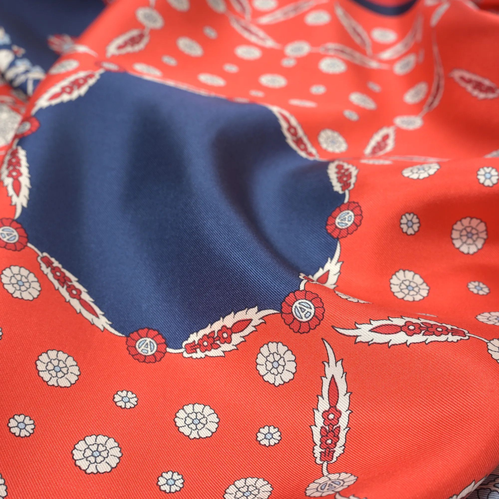 Other ARNYS giant silk scarf (140) Size ONE SIZE - 7 Thumbnail