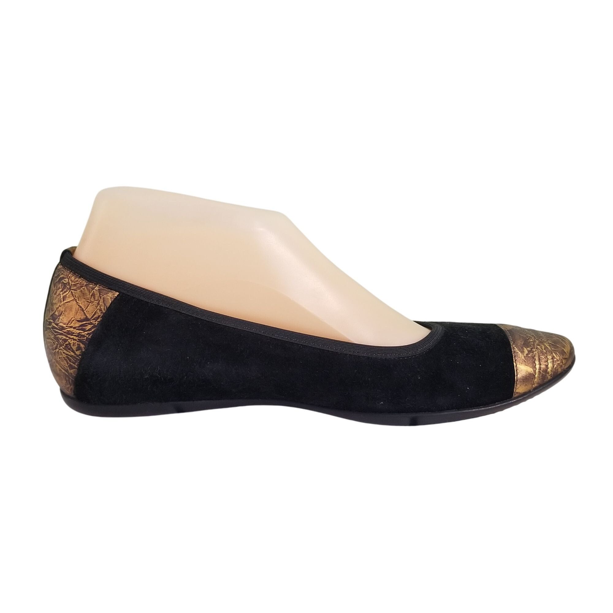Donald Pliner Donald J Pliner Gold Sparkle Suede Black Suede Smoking Flats Size US 7 / IT 37 - 6 Thumbnail