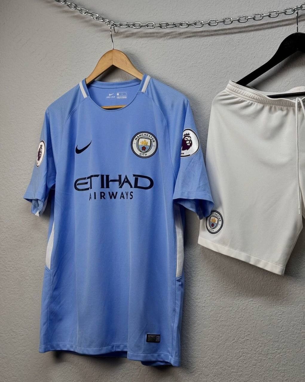 Other Nike Manchester City Sterling 2017 Vintage Suits Blockcore Size US L / EU 52-54 / 3 - 7 Thumbnail