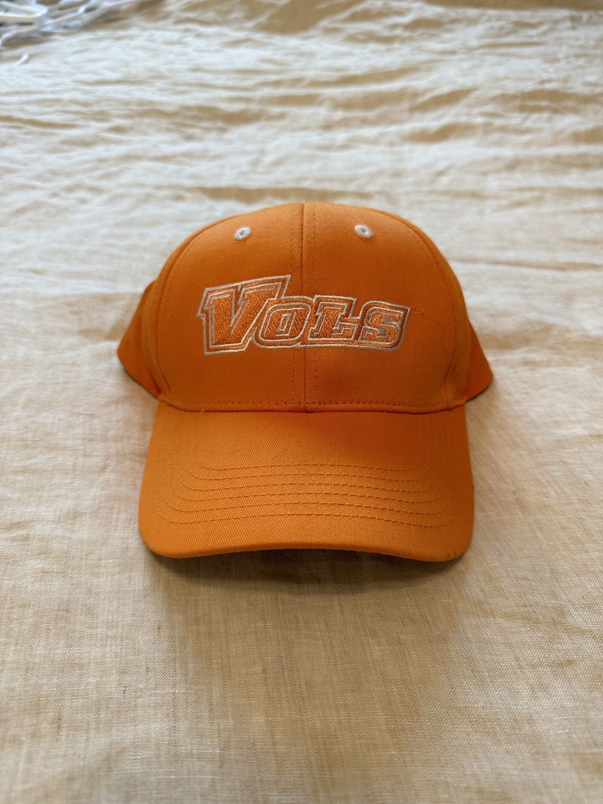 Vintage Vintage Orange Tennessee VOLS Hat OS Size ONE SIZE - 1 Thumbnail