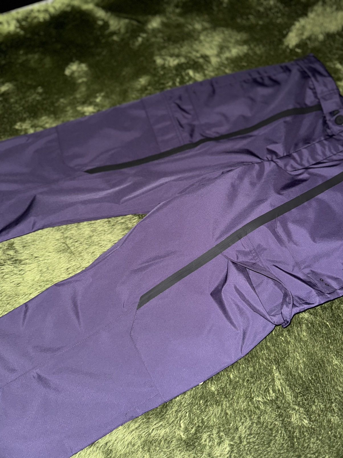 A-COLD-WALL* [50] A-COLD-WALL* Technical Seam-Sealed Pants Purple Size US 34 / EU 50 - 7 Thumbnail
