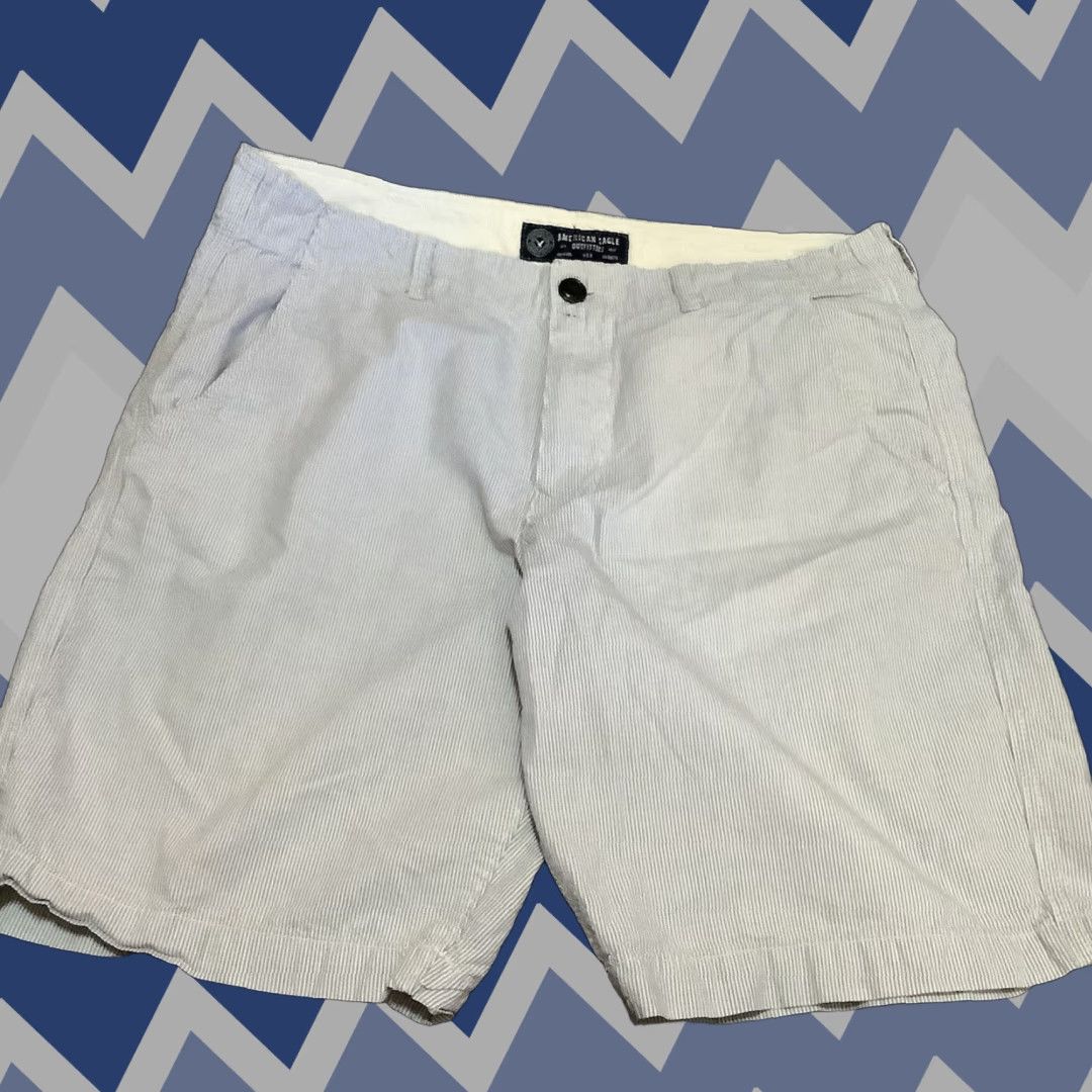 American Eagle Outfitters American Eagle Chino Shorts Mens 36 Blue White Pinstriped Preppy Classic Size US 36 / EU 52 - 1 Thumbnail
