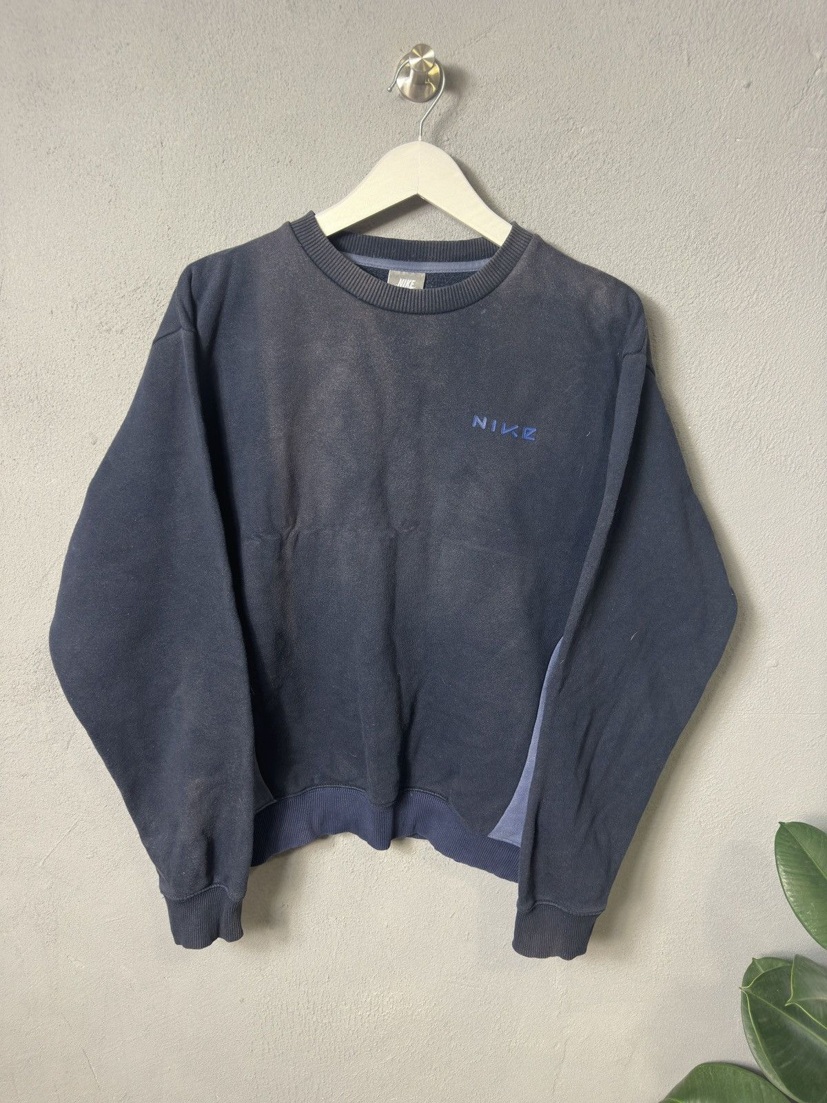 Nike Vintage Y2K Faded Sweatshirt