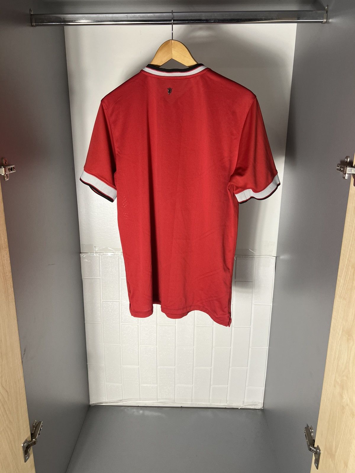 Nike VINTAGE NIKE FC MANCHESTER UNITED ENGLAND SOCCER JERSEY Y2K Size US XL / EU 56 / 4 - 9 Thumbnail