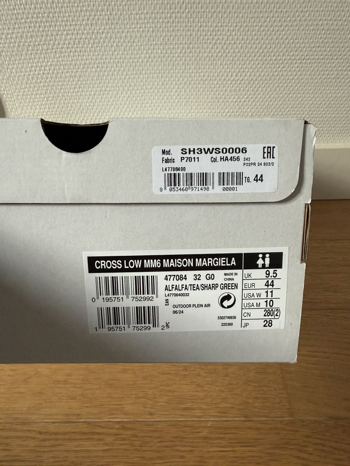 Maison Margiela × Salomon Salomon x MM6 Cross Mid Alfalfa Size US 10 / EU 43 - 9 Thumbnail
