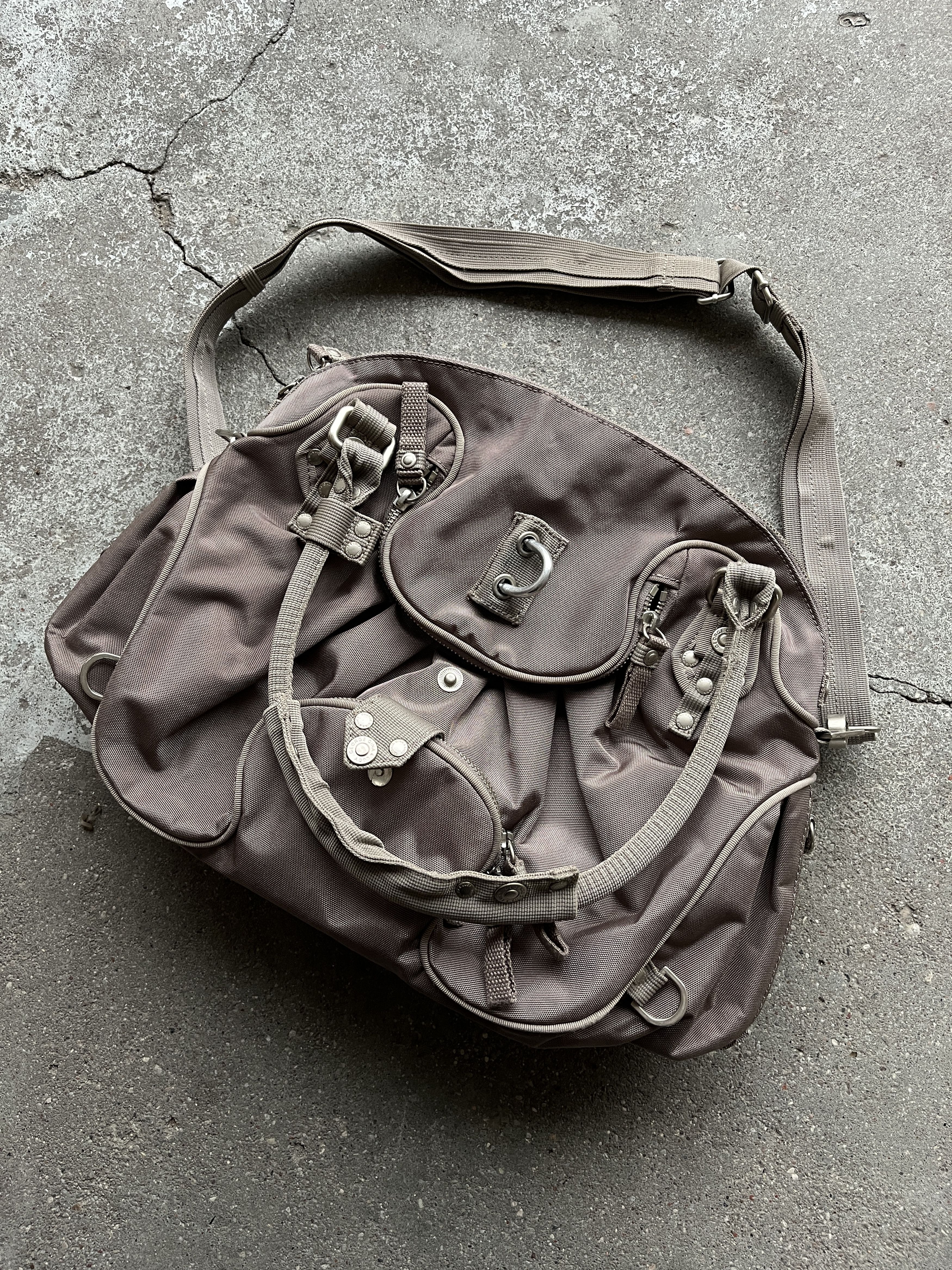 george gina lucy lazy daisy y2k bag