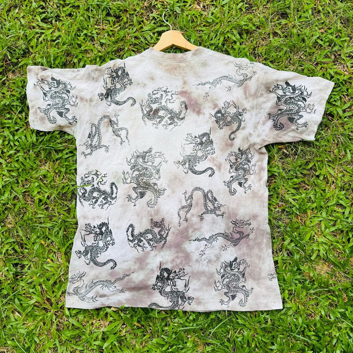 Vintage Vintage 90s Nappy Threads art fullprint dragon tie-dye tees Size US L / EU 52-54 / 3 - 2 Thumbnail