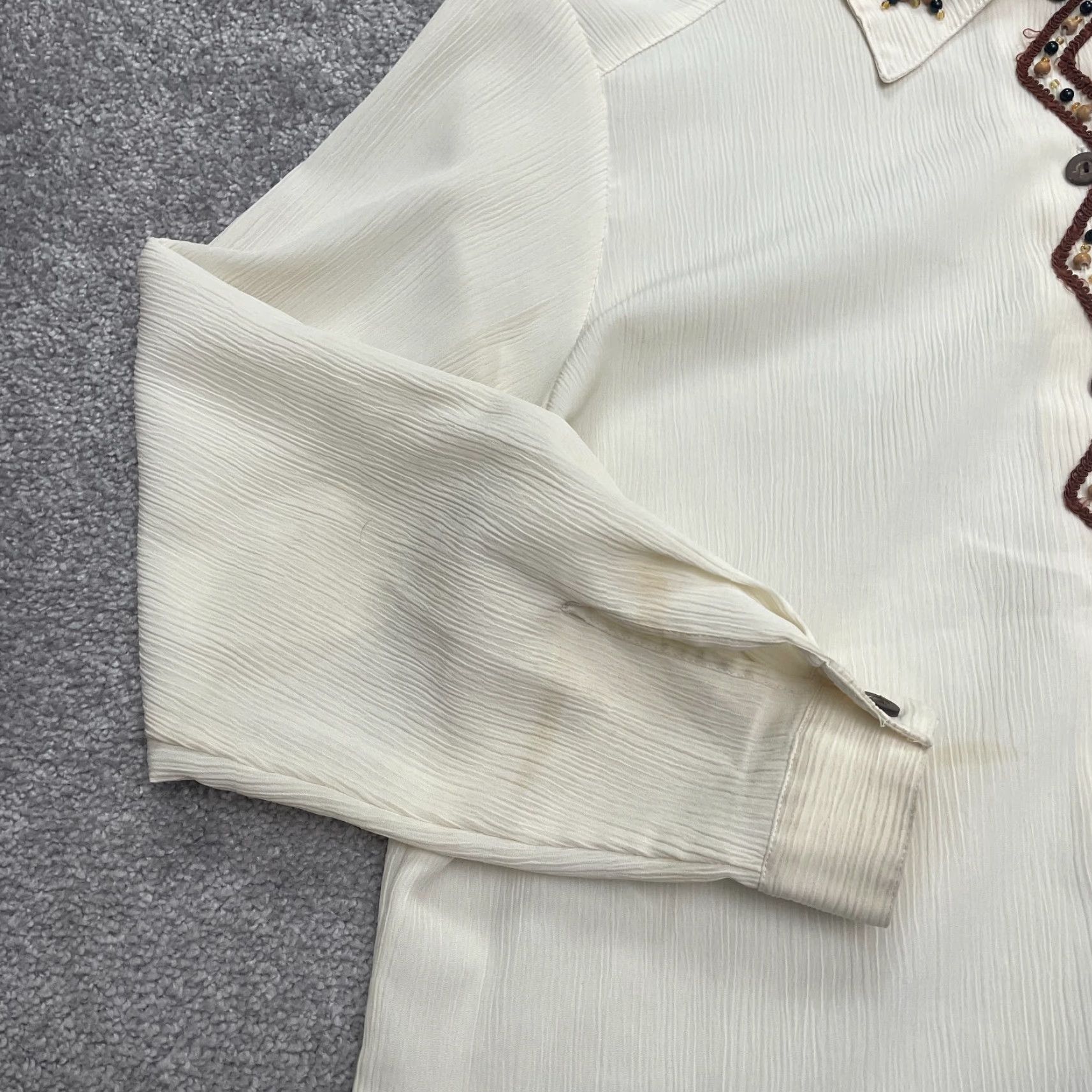 Vintage Koret Vintage Beaded Embroidered Button Down Shirt Womens Petite 8 Ivory Blouse Size M / US 6-8 / IT 42-44 - 4 Thumbnail