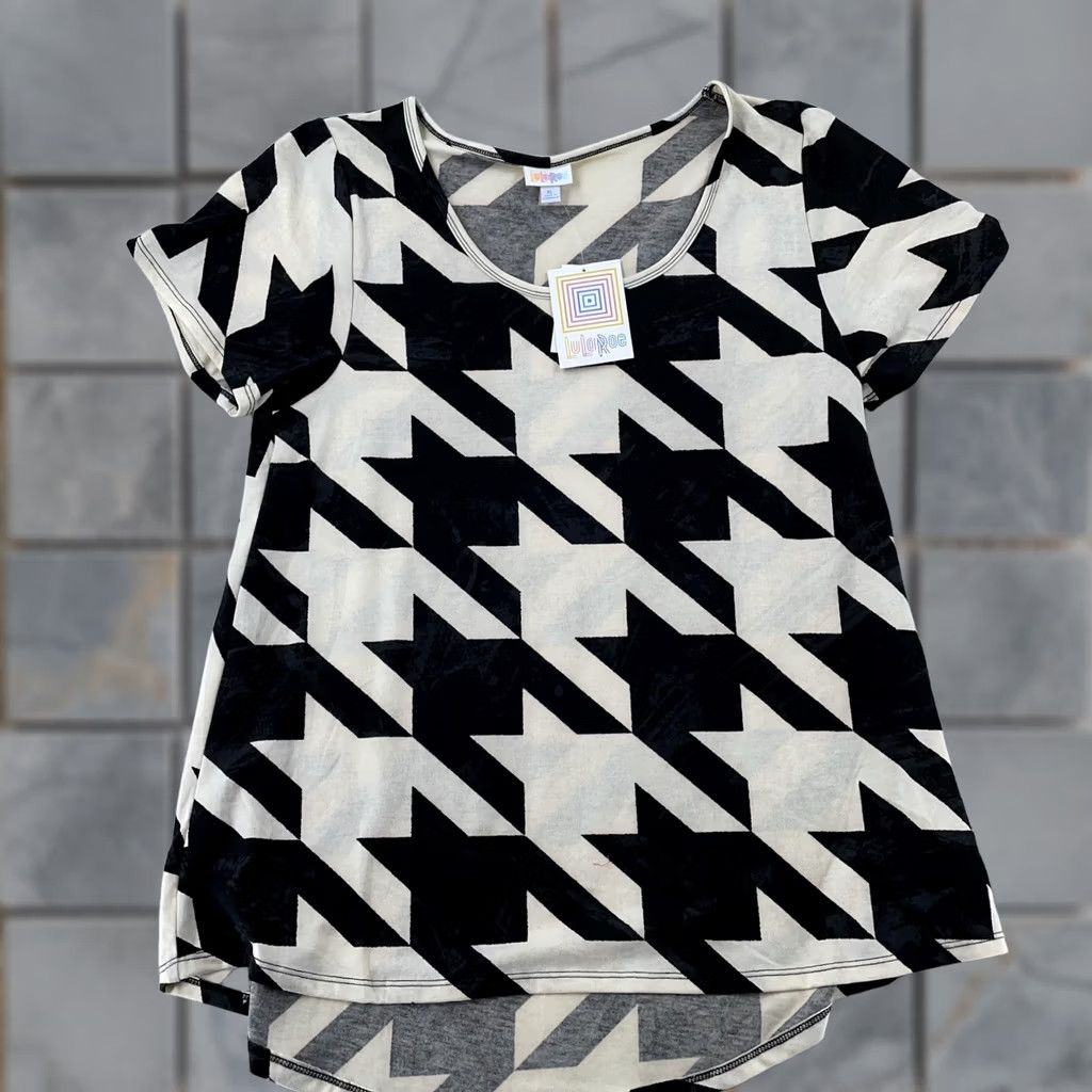 Vintage LuLaRoe Classic Tee Shirt Womens XL Black Houndstooth Print Short Sleeve Size XL / US 12-14 / IT 48-50 - 1 Thumbnail