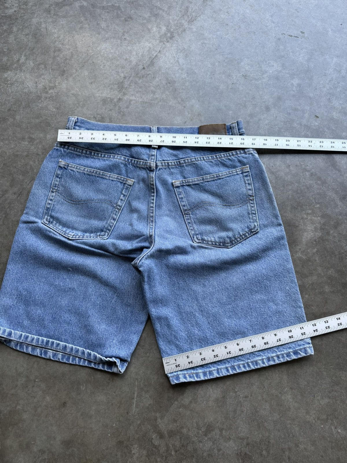 Lee Vintage 90’s/00’s Lee Light Denim Jean Shorts Size US 32 / EU 48 - 4 Thumbnail