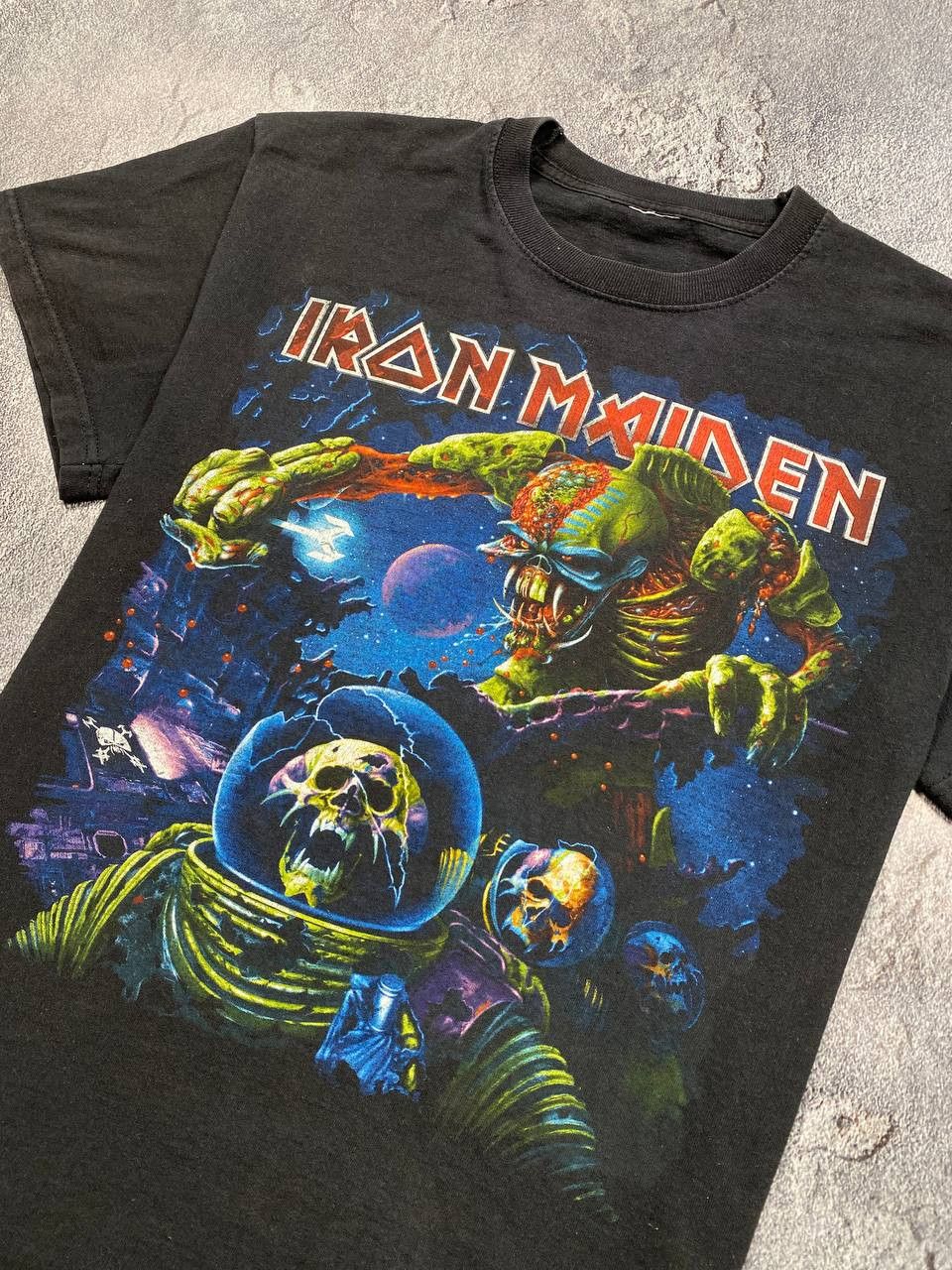 Iron Maiden Vintage Iron Maiden T-shirt with the 2011 Tour Size US S / EU 44-46 / 1 - 2 Thumbnail