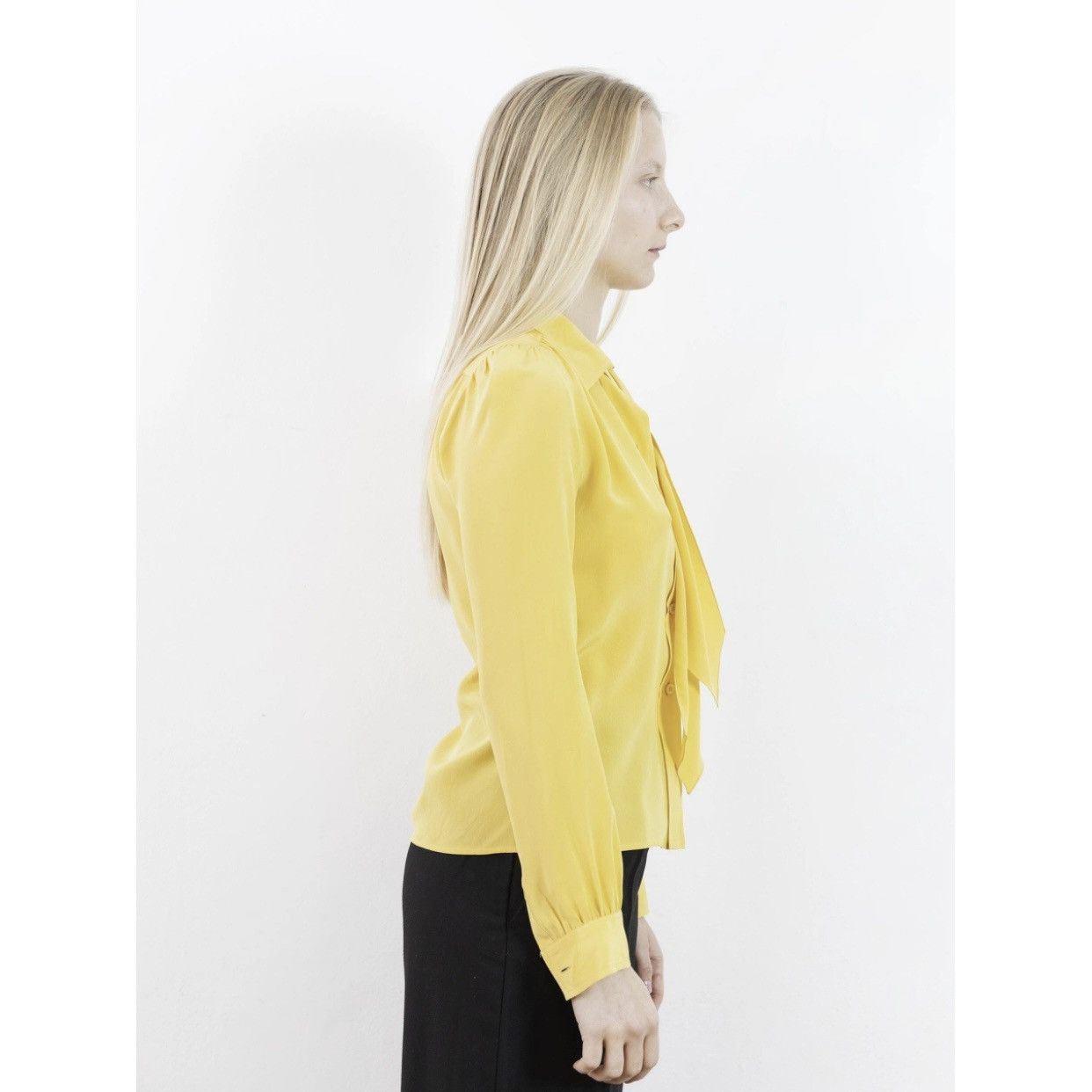 Prada Prada silk shirt with ribbon. Size M / US 6-8 / IT 42-44 - 3 Thumbnail