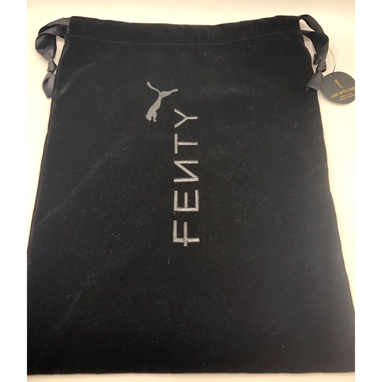 Puma PUMA x Fenty Black Velvet Dust Bag Makeup Sporty Bag Womens Medium Velvet Satin Handle Black Logo Dust Bag Size ONE SIZE - 2 Thumbnail