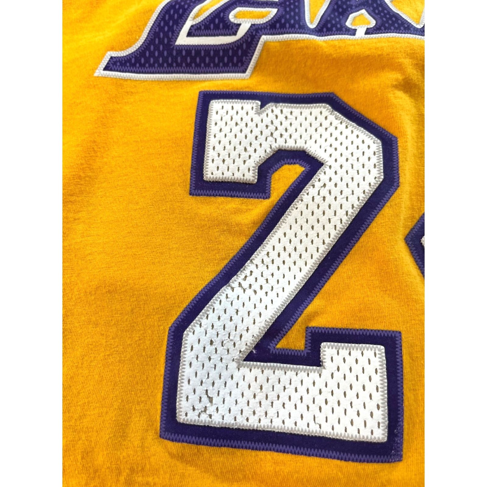 Adidas VINTAGE Adidas LA Lakers Kobe Bryant #24 T-Shirt Mens M Yellow 100% Cotton Short Sleeve Crew Neck Double-Sided Sports Basketball Go-To Tee Size US M / EU 48-50 / 2 - 5 Thumbnail