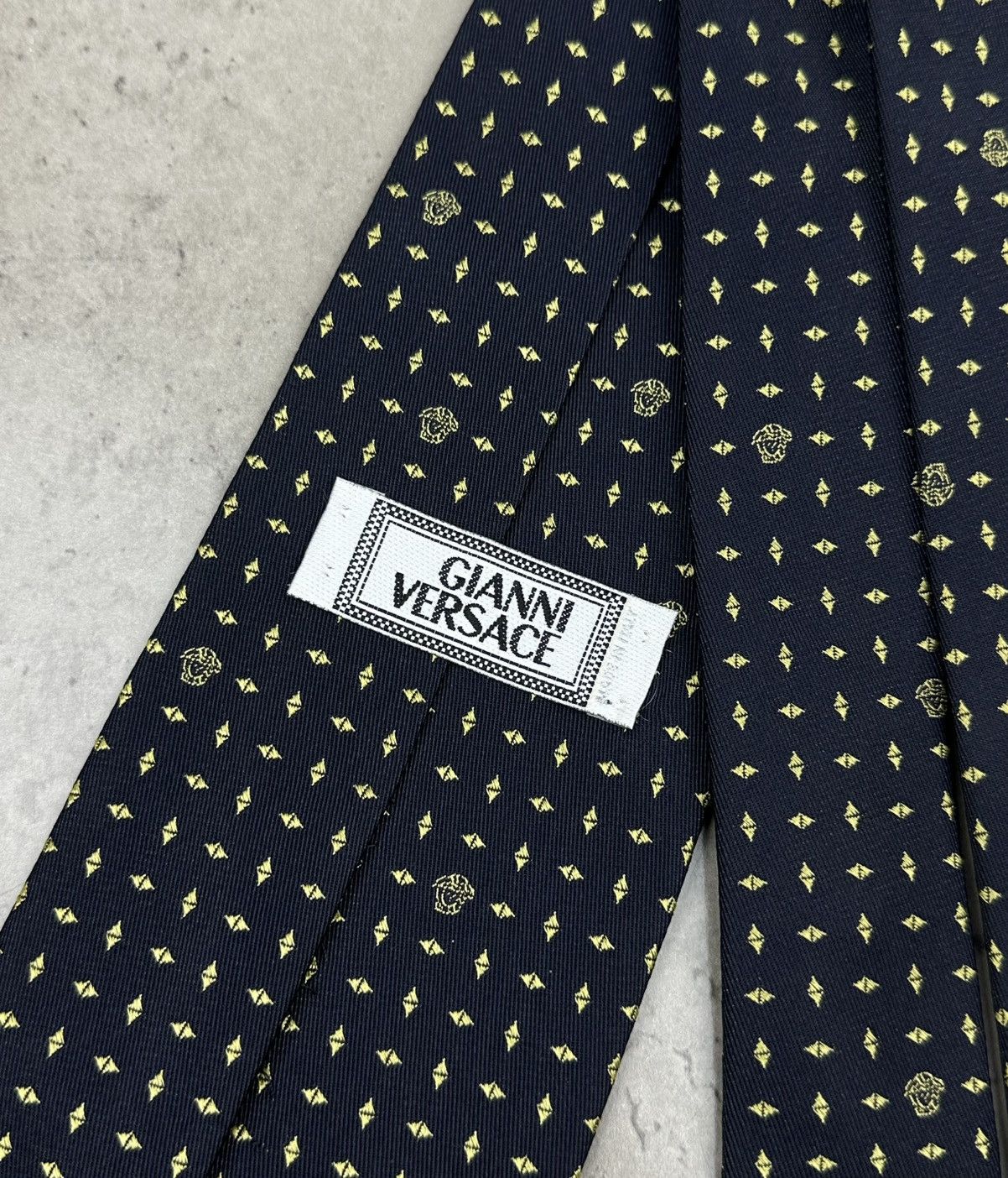 Versace Giani Versace Medusa Tie 100% Silk Size ONE SIZE - 6 Thumbnail