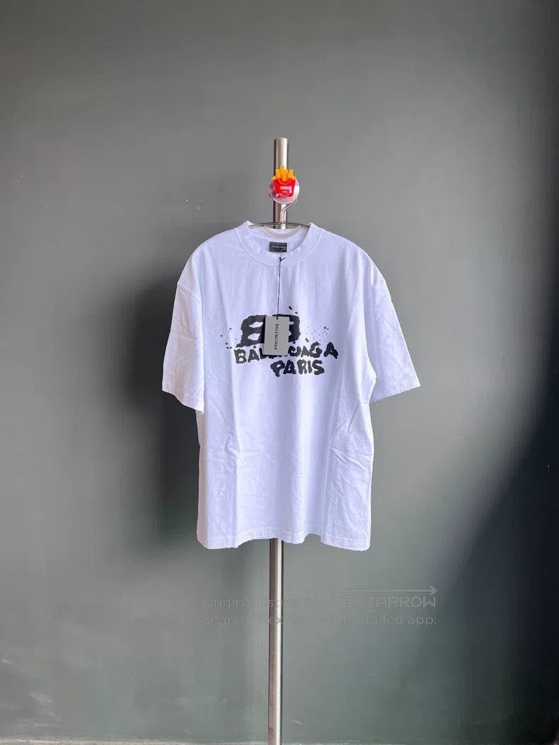 Balenciaga Balenciaga Letter Print Round Neck Short Sleeve T-Shirt Size US S / EU 44-46 / 1 - 1 Thumbnail