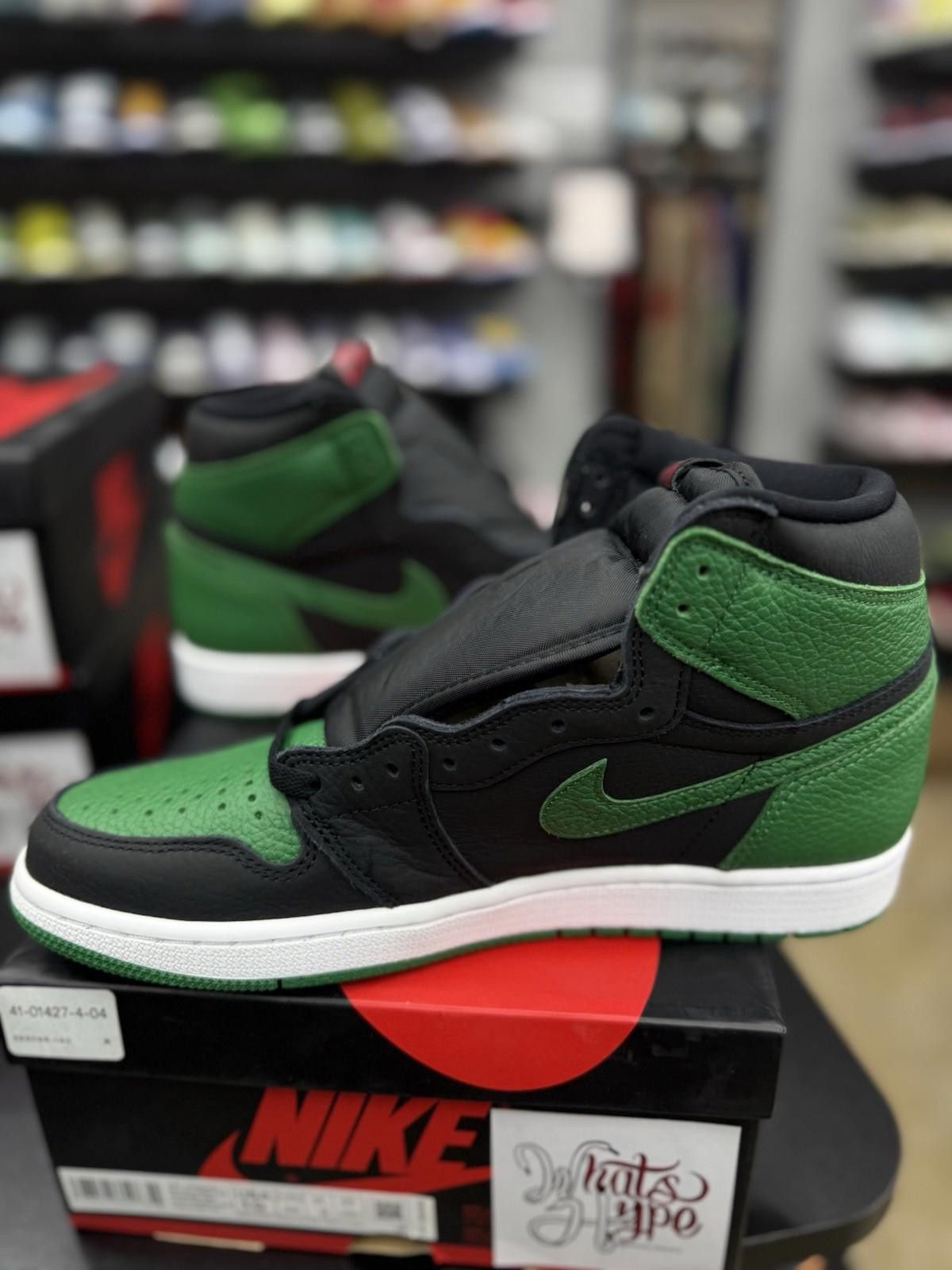 Jordan Brand Nike Air Jordan 1 Retro High OG Pine Green Black Size 10 Size US 10 / EU 43 - 8 Thumbnail